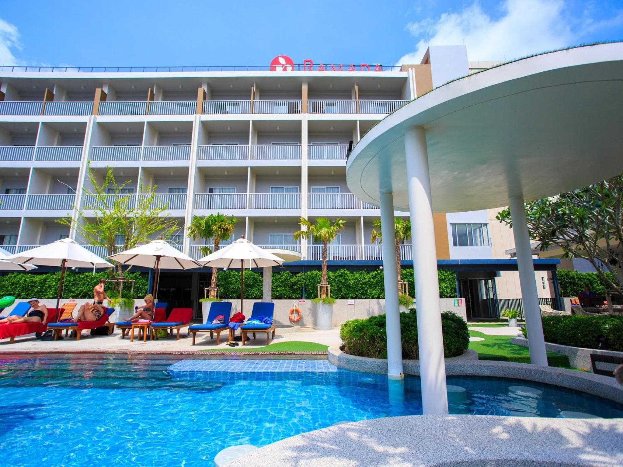 Ramada by Wyndham Phuket Deevana