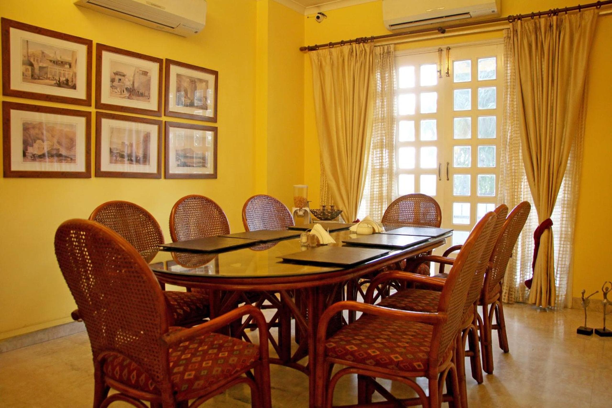 meeting & event spaces
