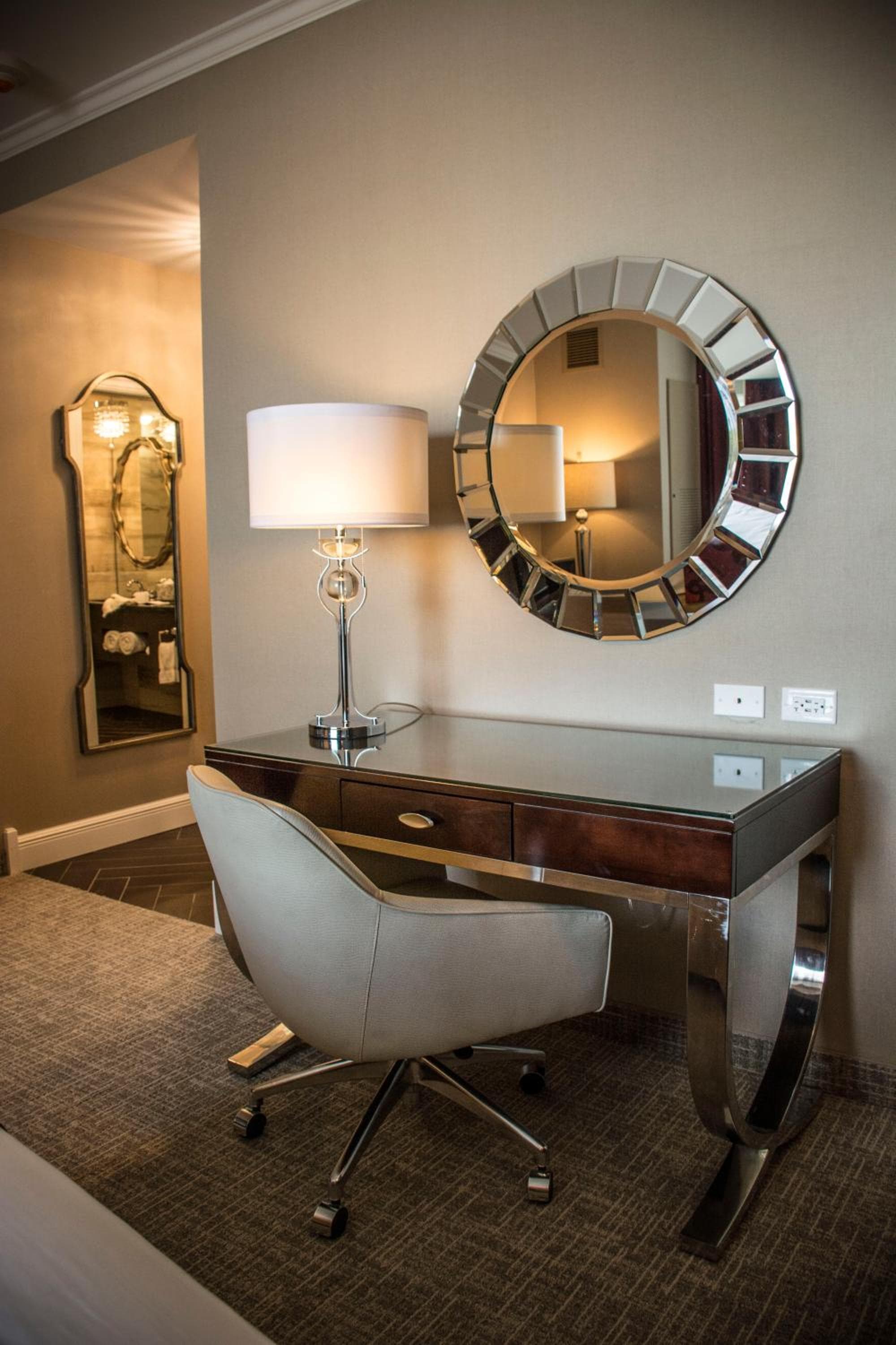The Delavan Hotel