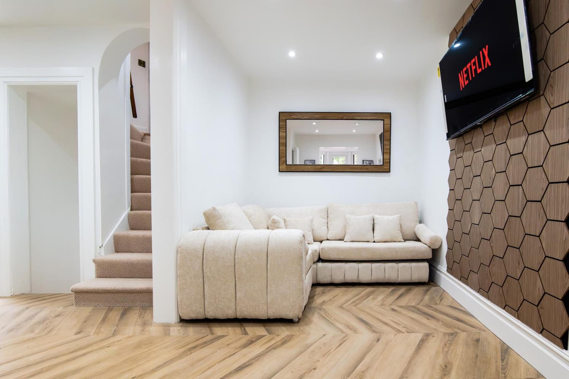 2 Bedroom Cottage-Free Parking
