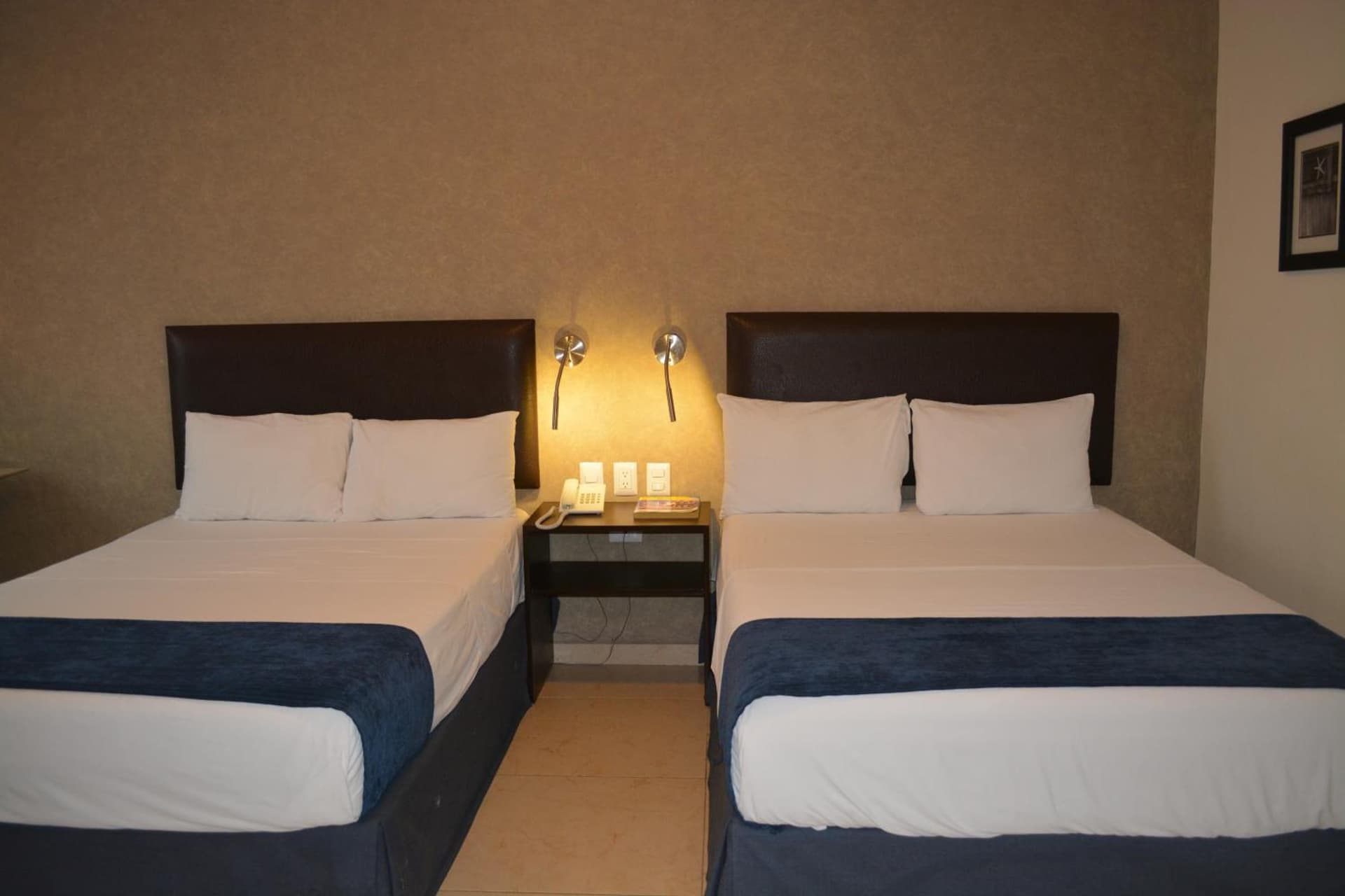 Hotel Ruiz Milán