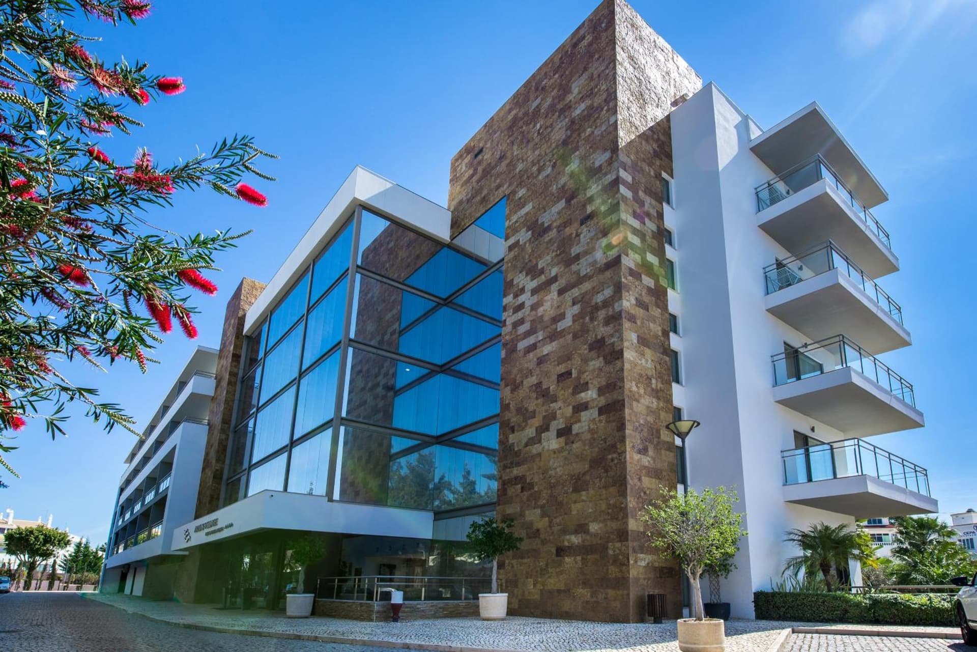 Areias Village Beach Suite Hotel