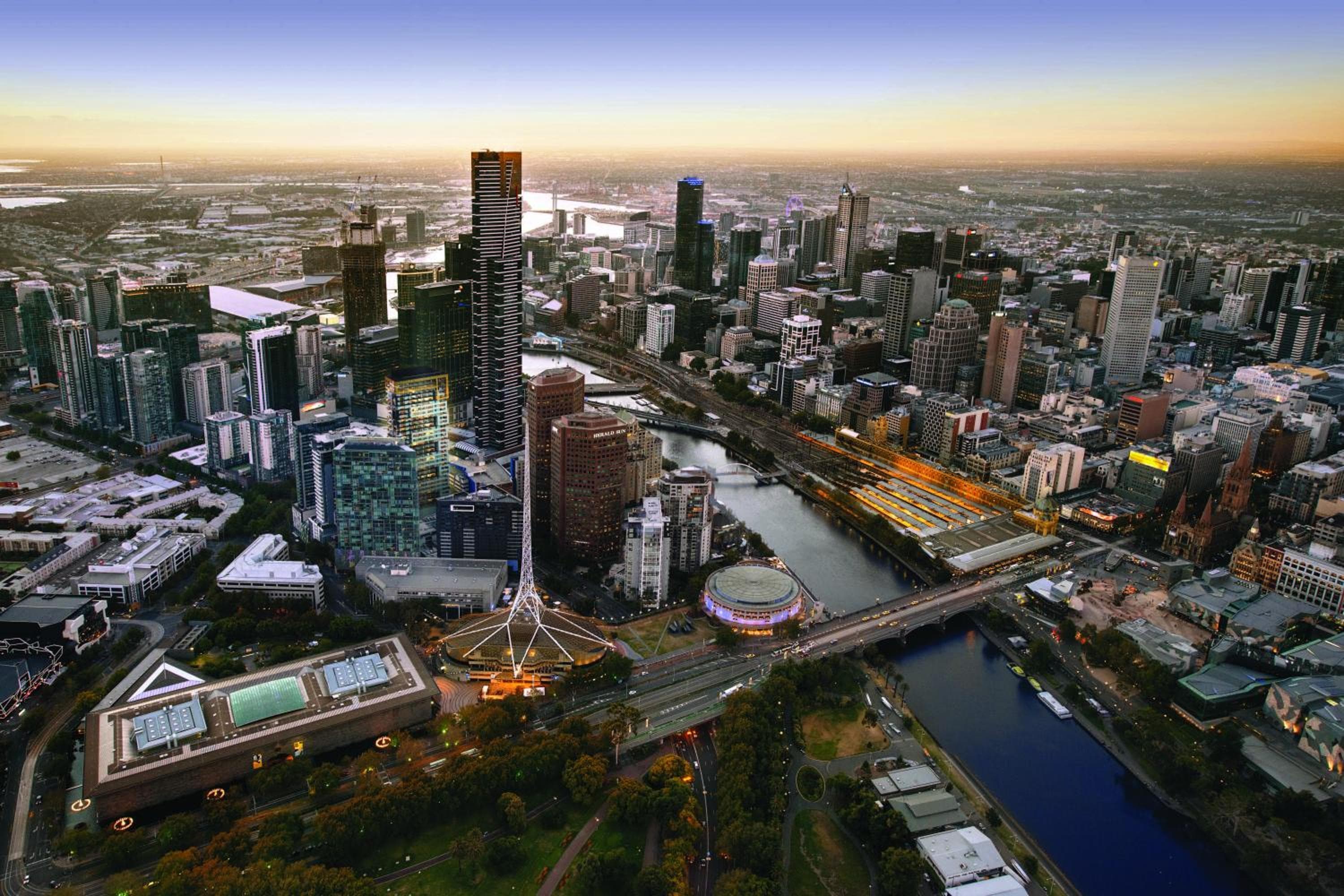 Oaks Melbourne Southbank Suites