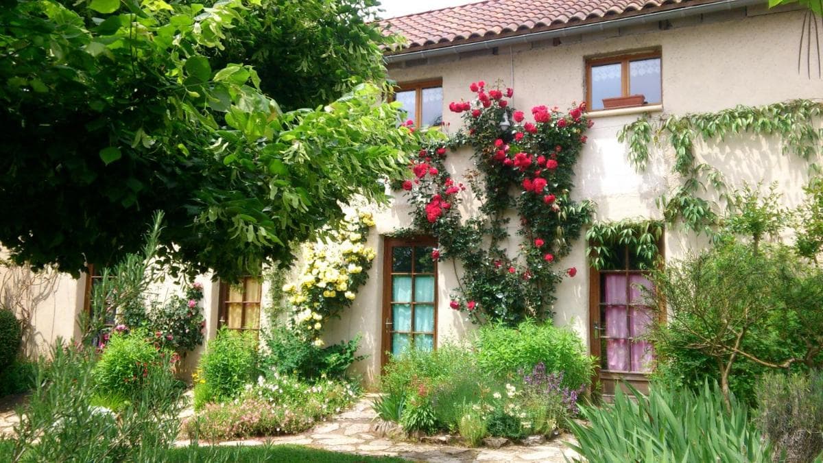Paysannerie des Versanes - Chambres et gîte