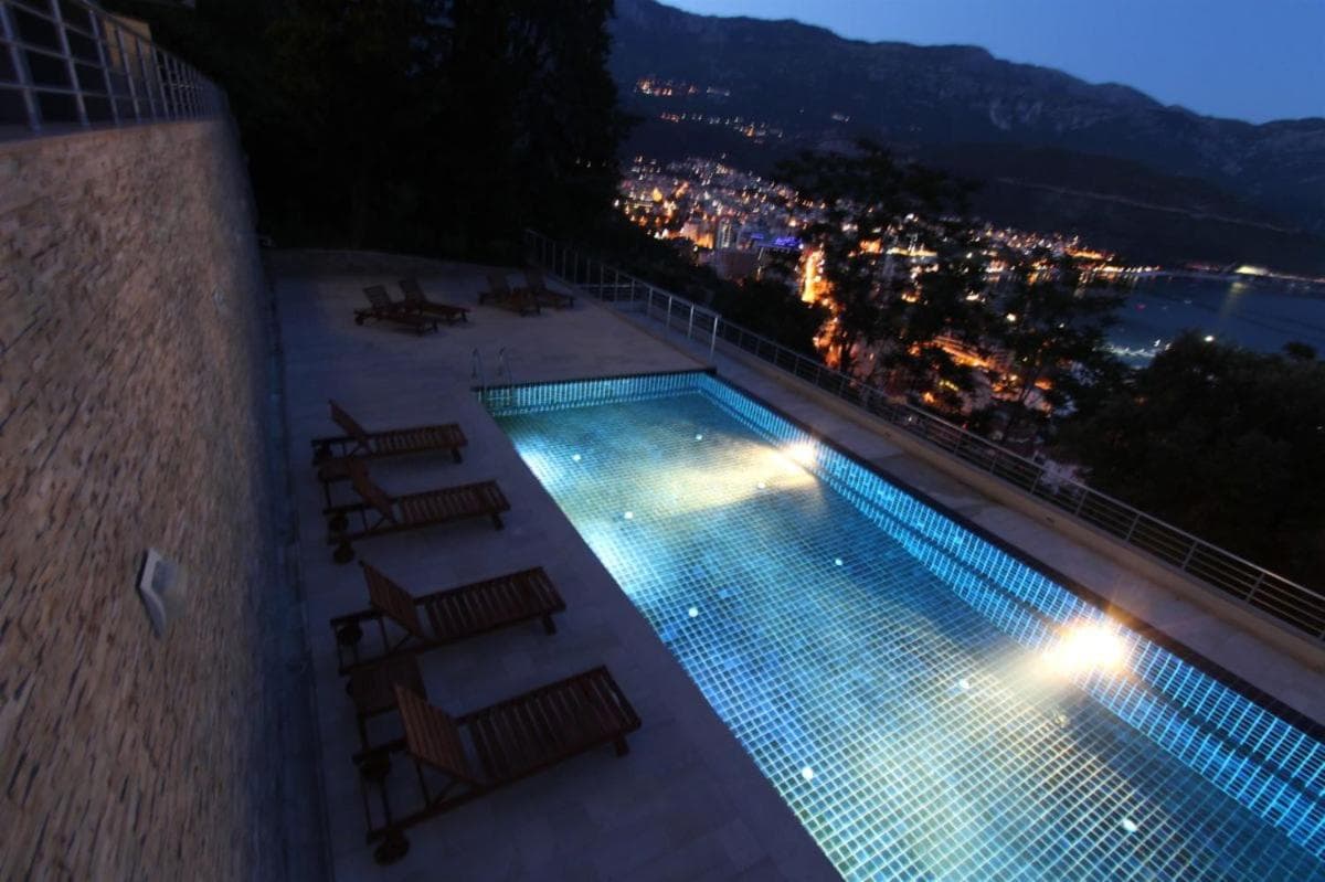 Apartments Aqua