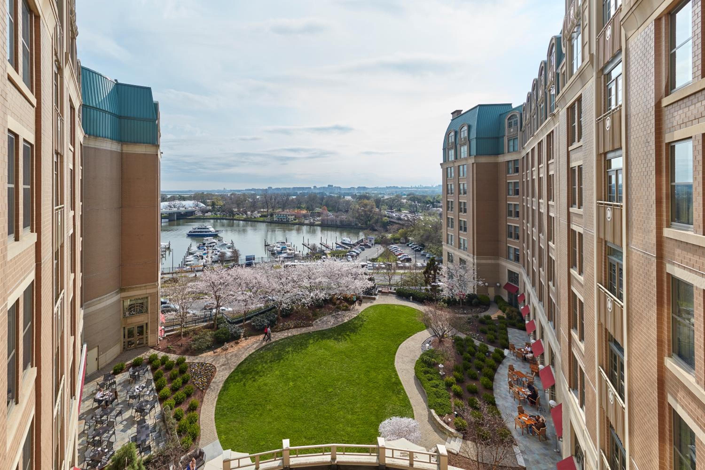 The Potomac Hotel, Autograph Collection