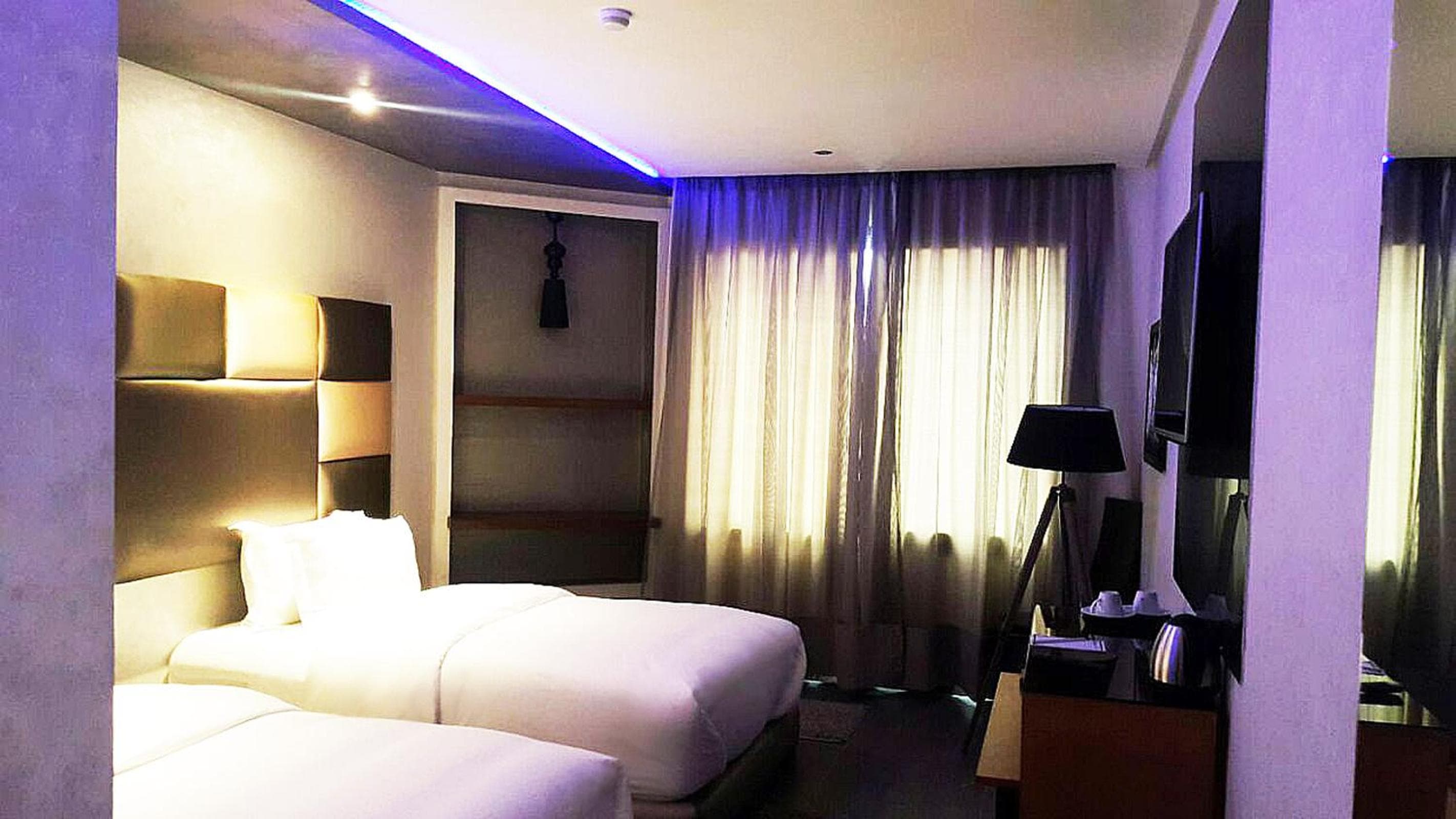 hotel room