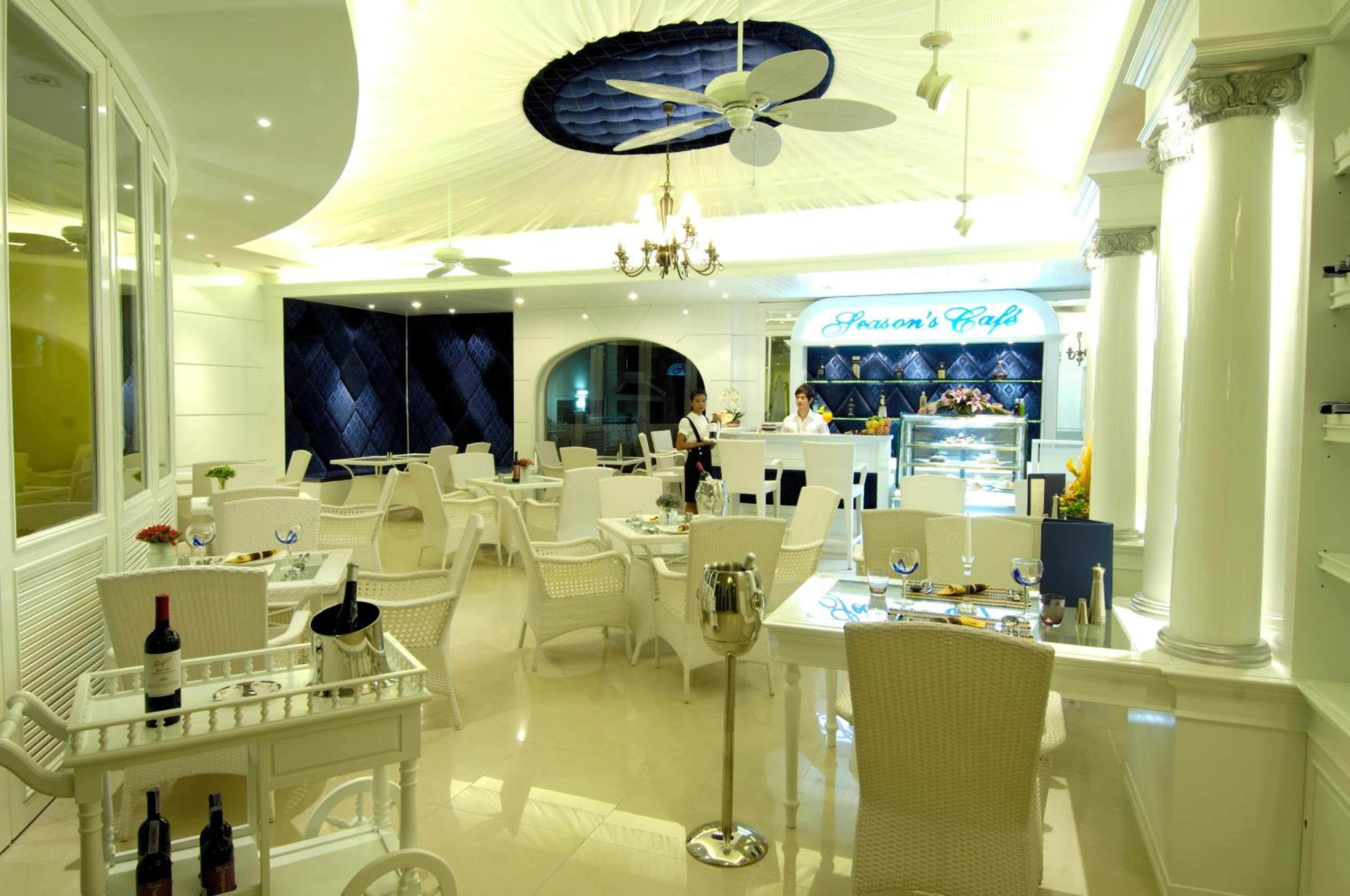 Four Seasons Place Pattaya