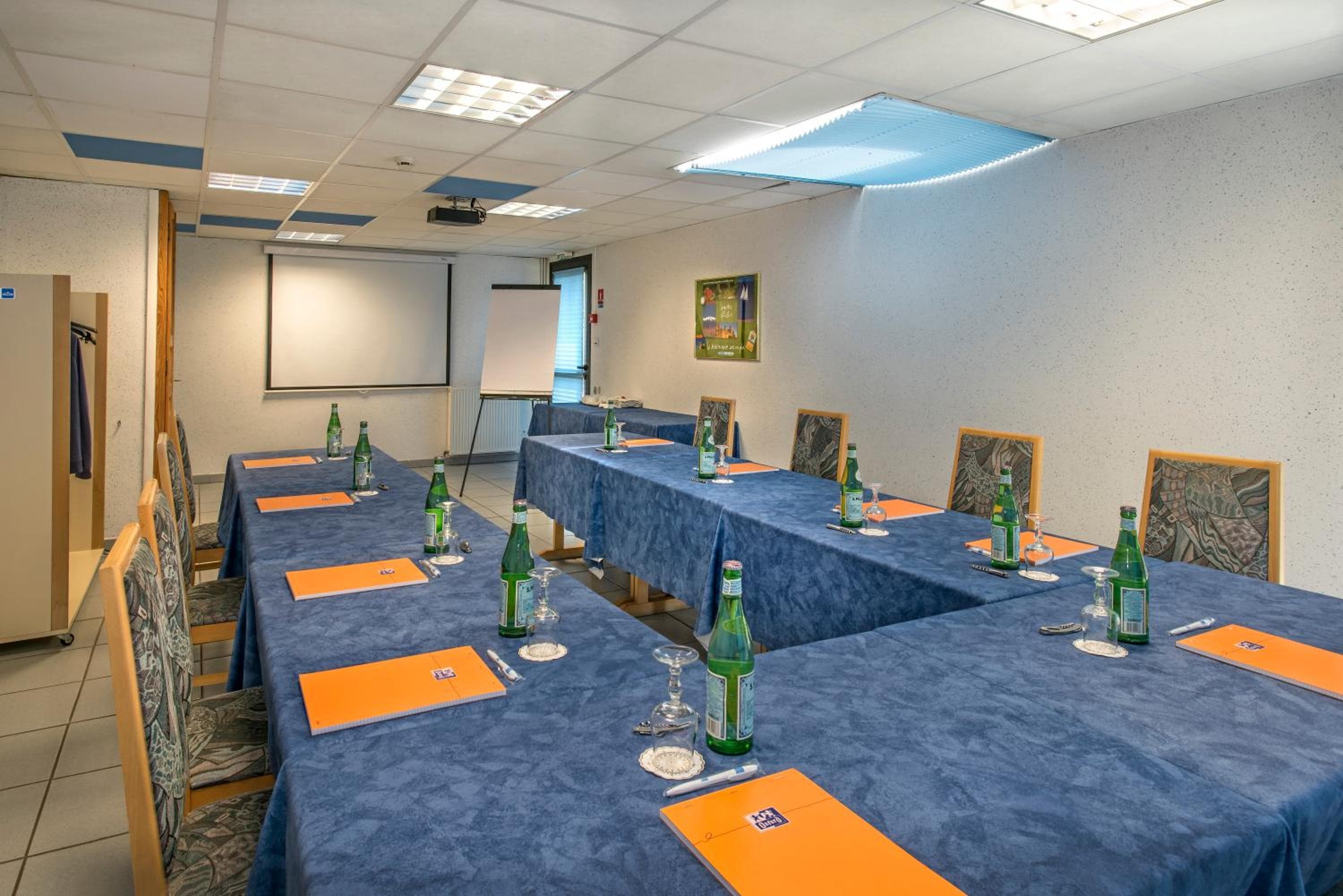 Hôtel-Restaurant Le Calice Du Gevaudan - A75
