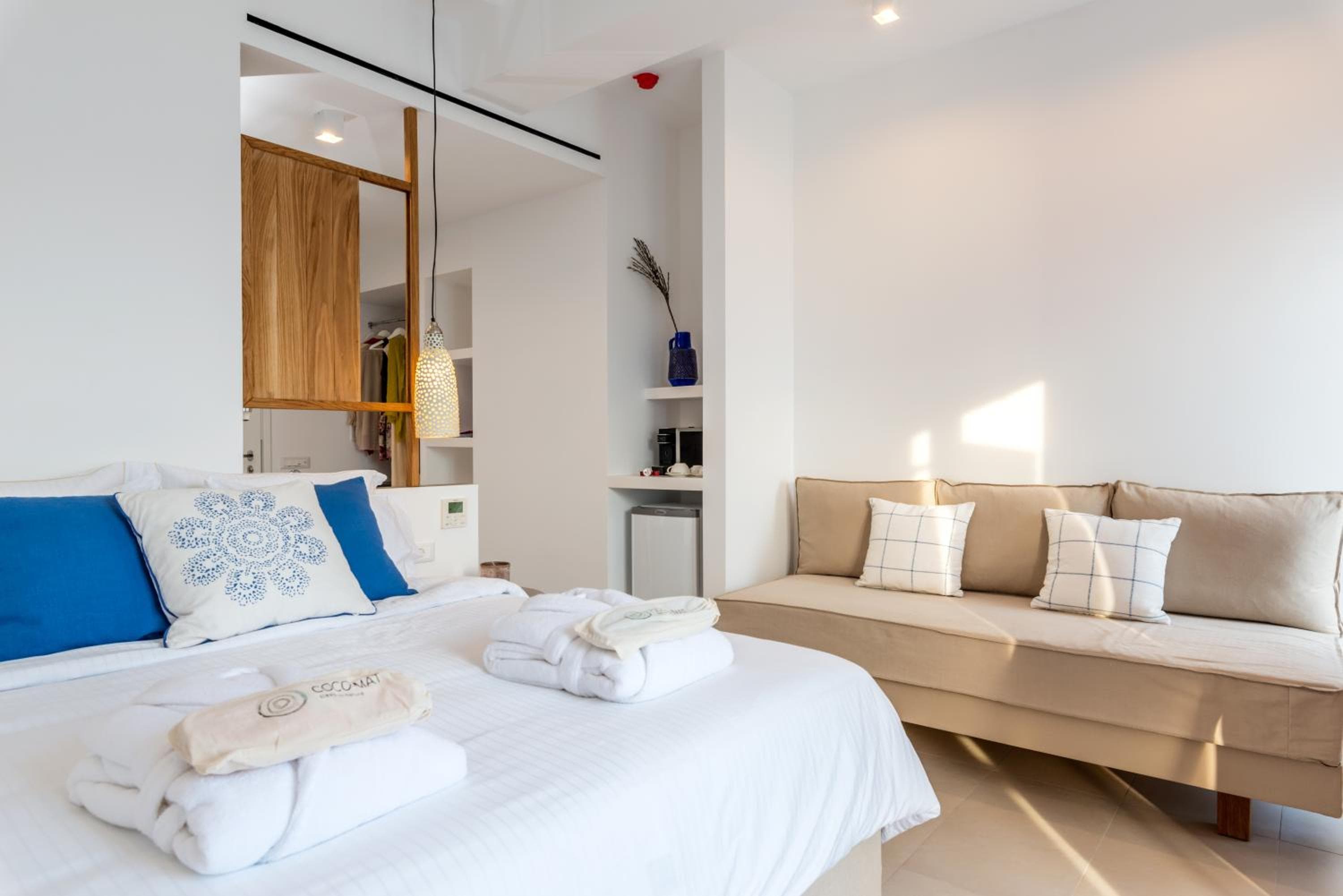 Bluetopia Suites