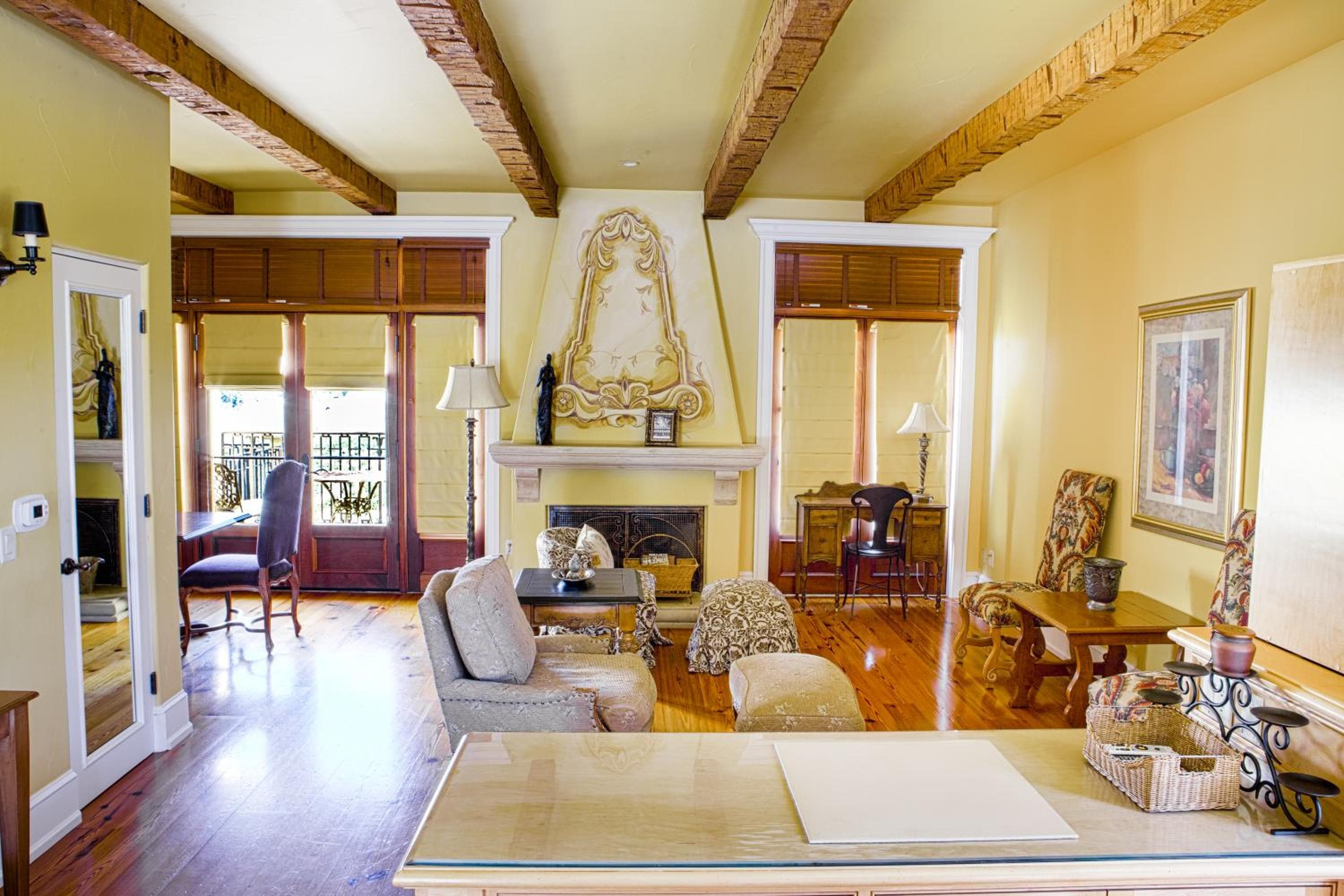 CaliPaso Winery & Villa
