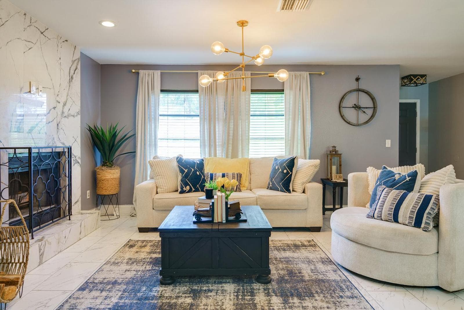 Work & Unwind in North Port Fenced Yard Cozy Lounge