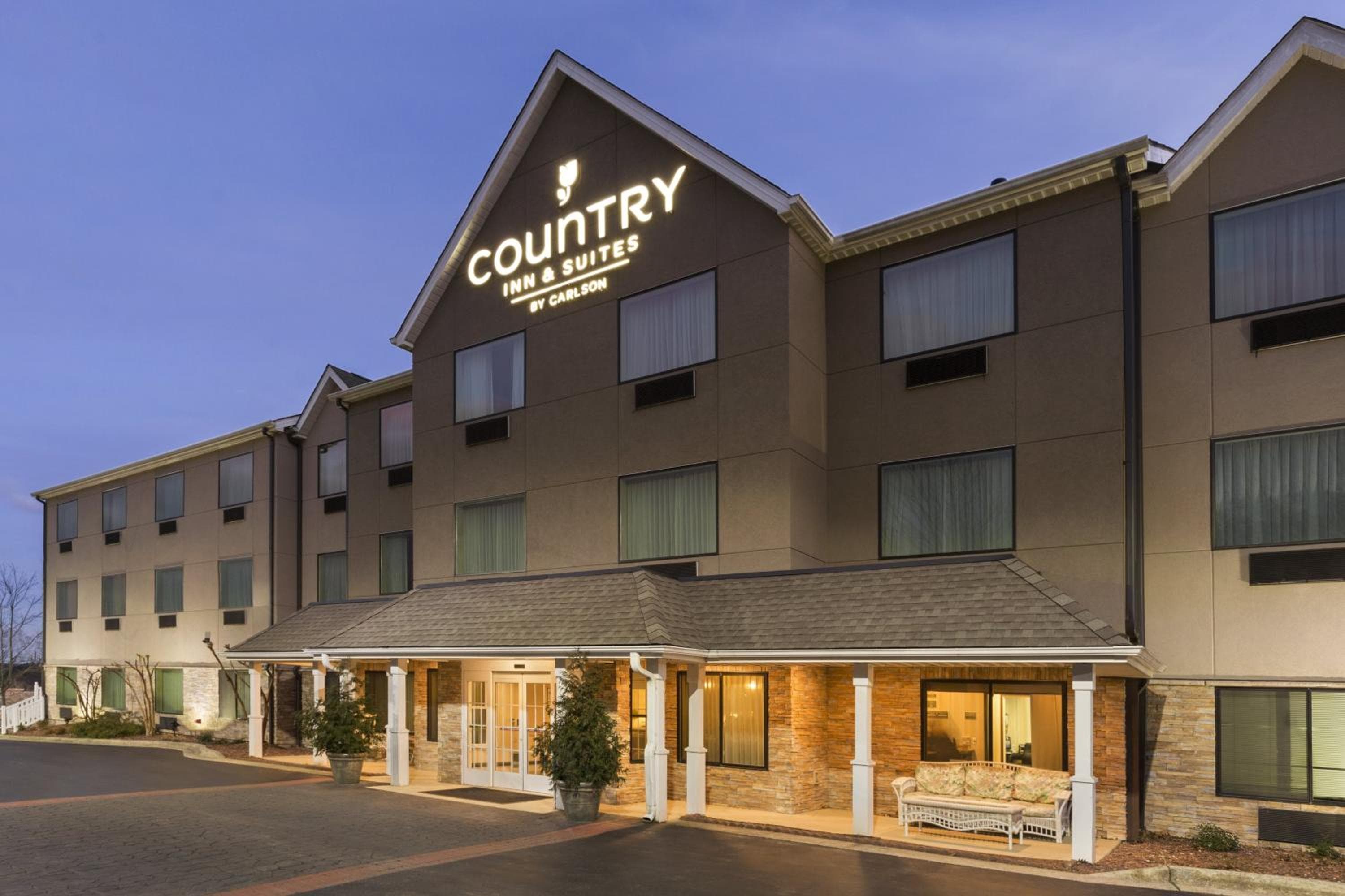Country Inn & Suites by Radisson, Asheville - Outlet Mall