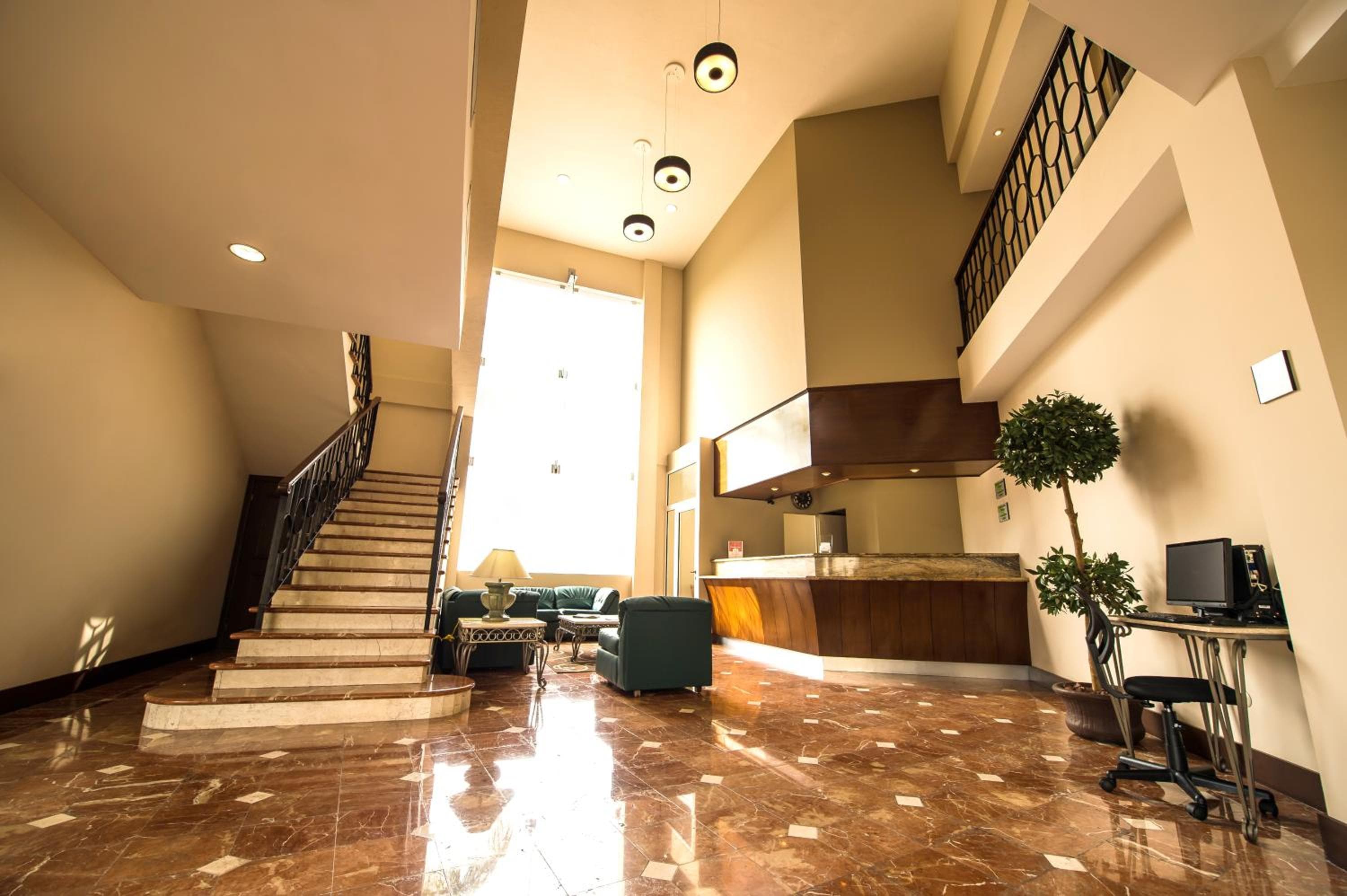 Hotel Brio Inn