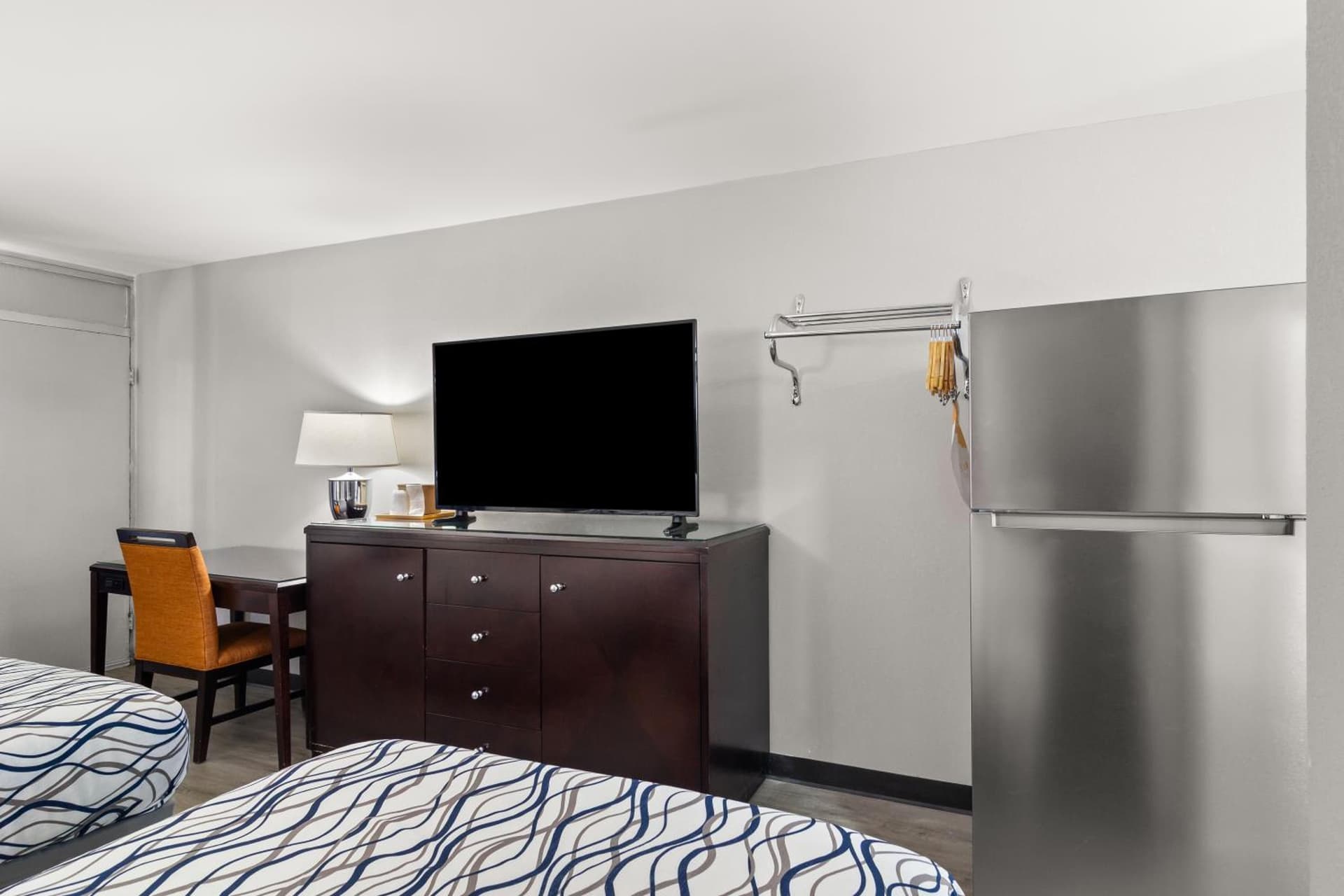 Suburban Studios Orange Park - Jacksonville near Naval Air Station