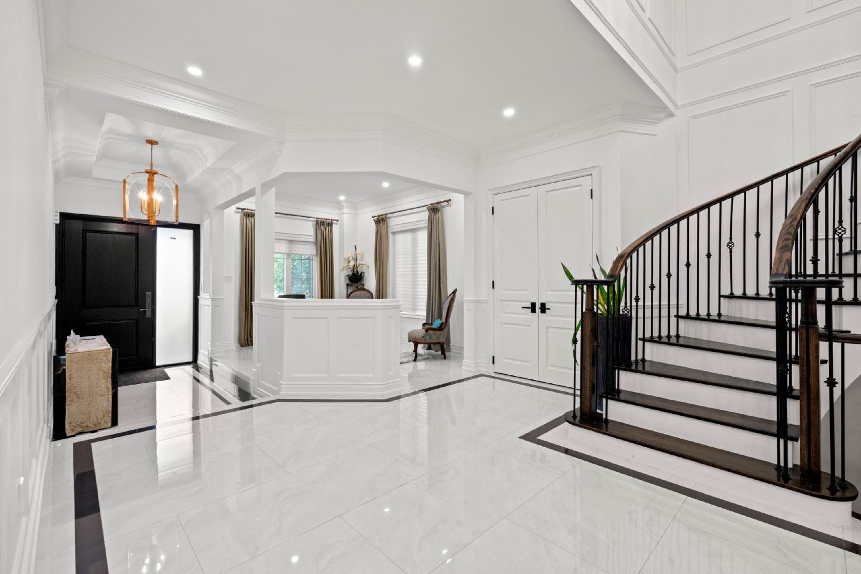 GlobalStay Luxury 4 Bedroom House Wonderland Vaughan