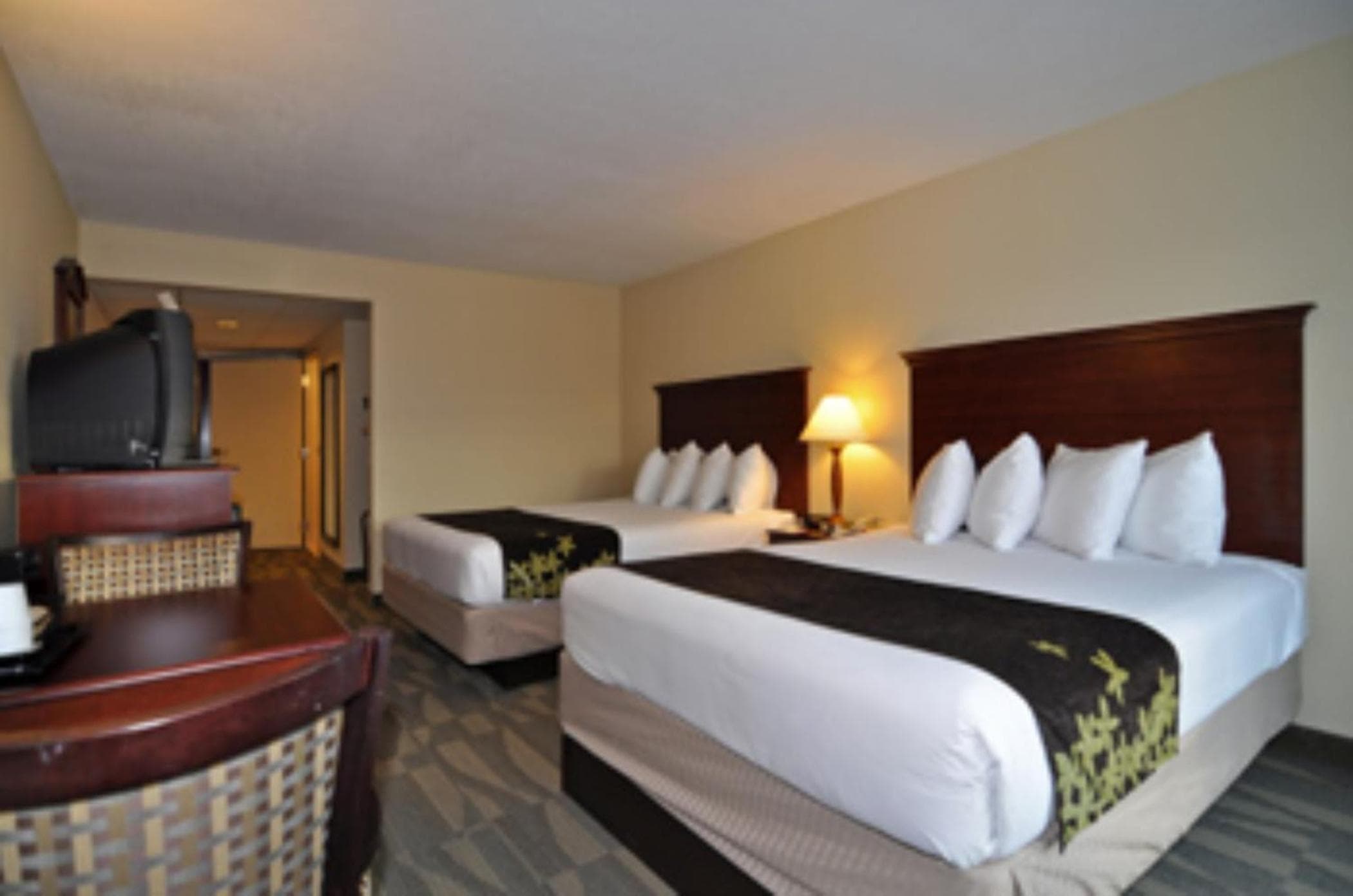 Gold Leaf Hotel of Dewey