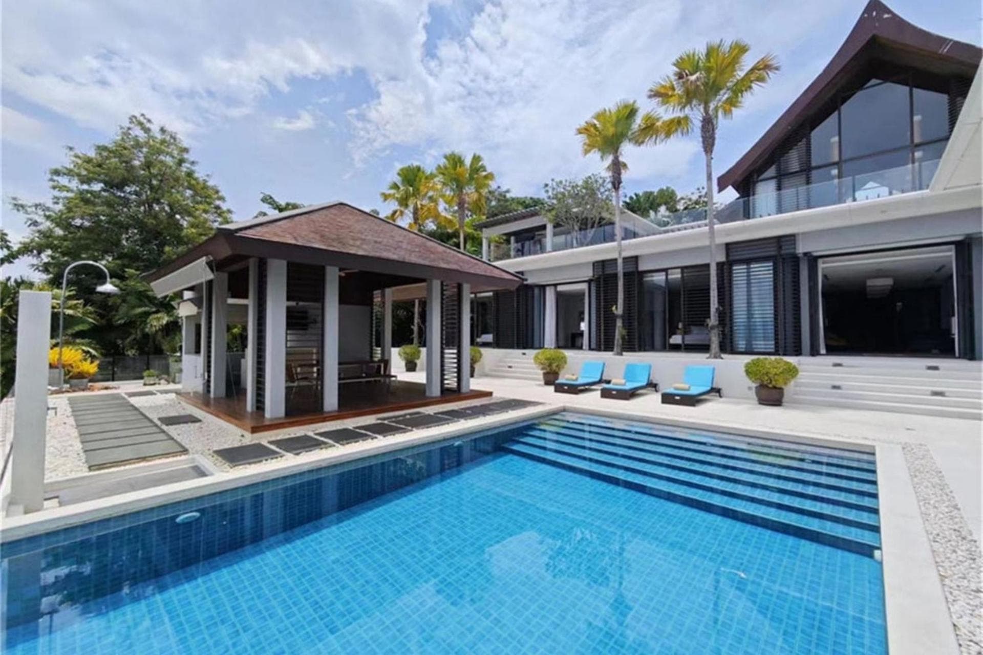 5BR Ocean View Pool Villa with Breakfast & Daily Maid- Villa Elegance by Warm Plus