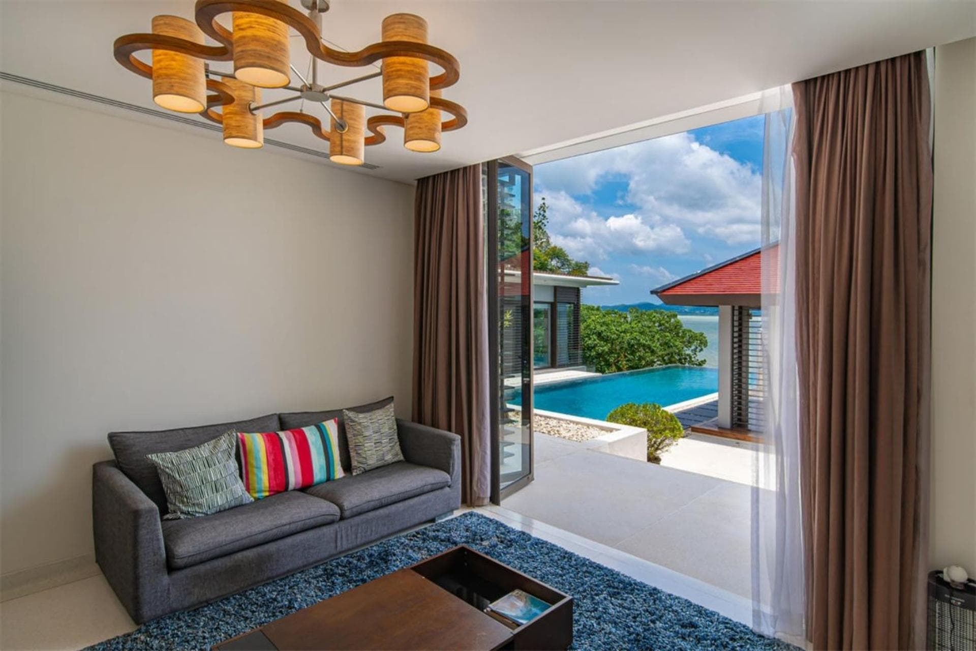 5BR Ocean View Pool Villa with Breakfast & Daily Maid- Villa Elegance by Warm Plus