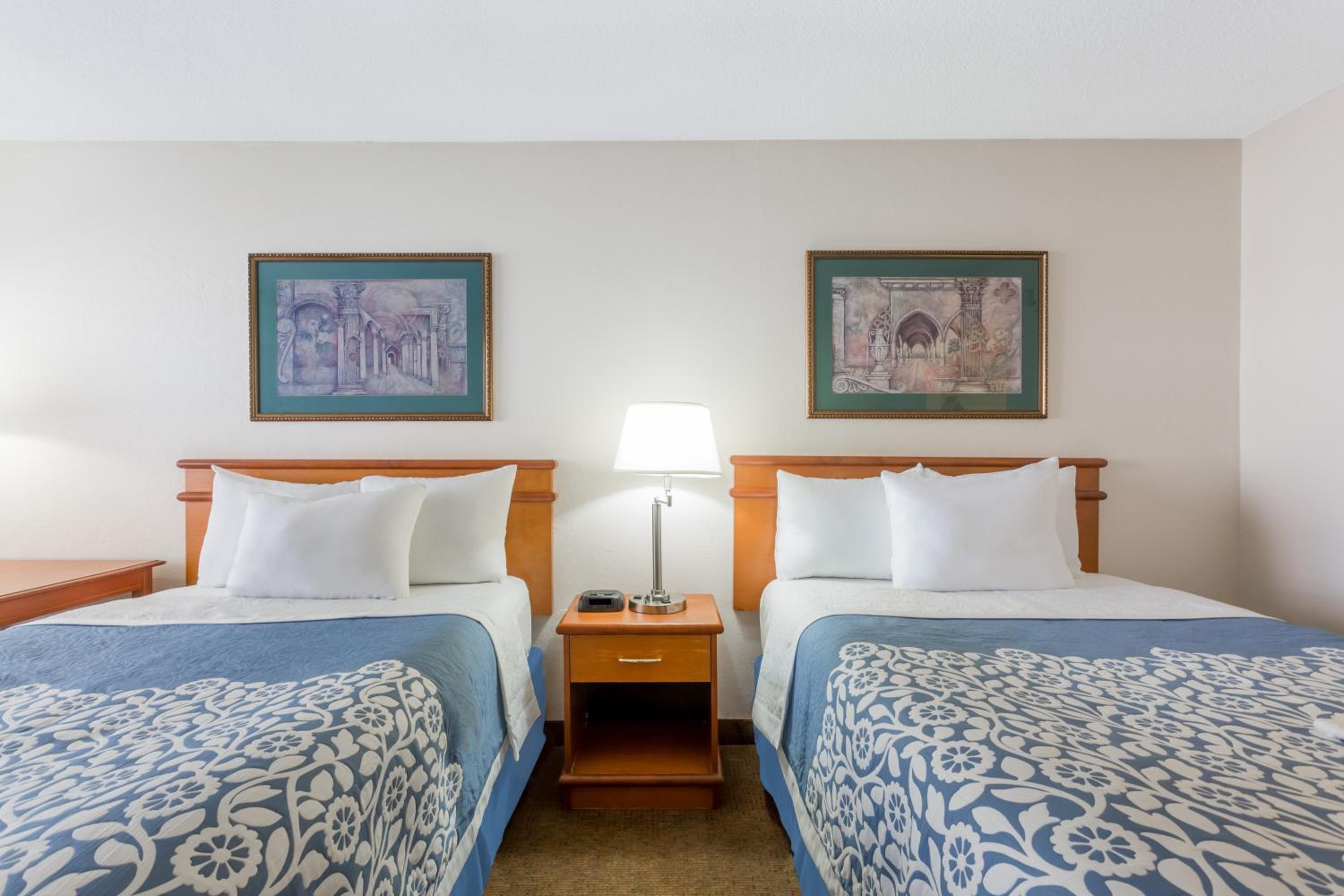 Days Inn by Wyndham Fort Myers Springs Resort