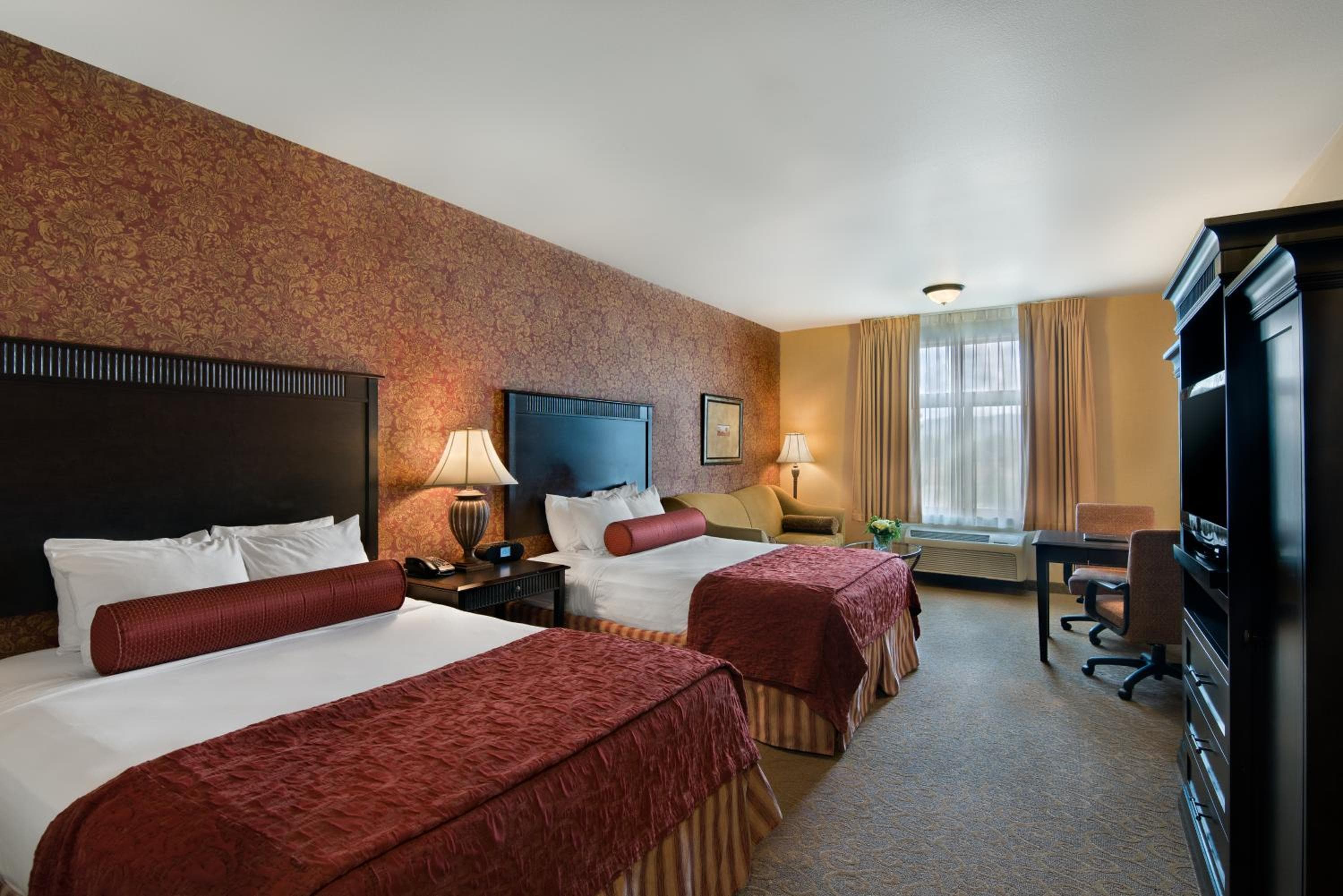 Oxford Suites Boise