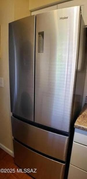 Charming 1-bed apt, cook-ready kitchen, laundry, 5-8 mins to U of A and Downtown
