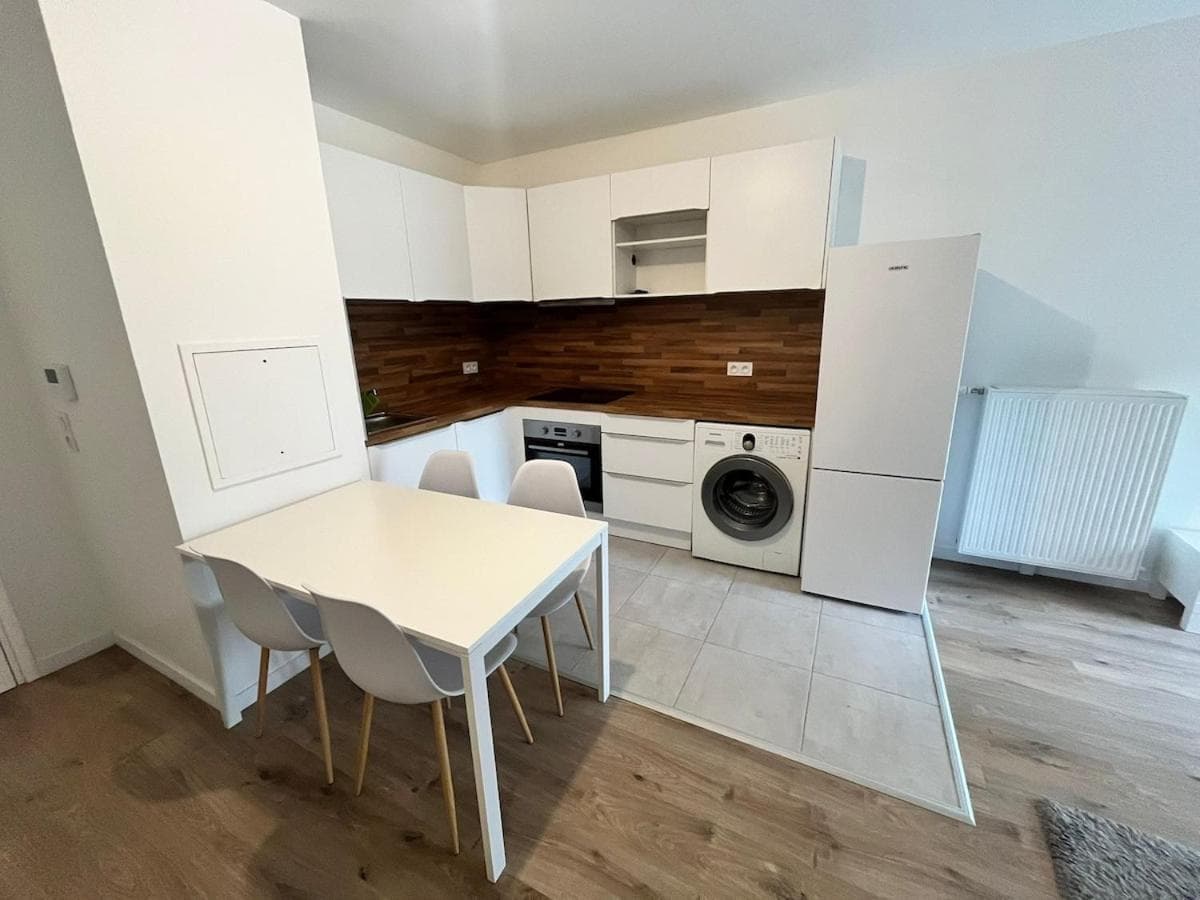 Cozy appartement moderne proche Paris & Aéroport d'Orly au pied du metro 14