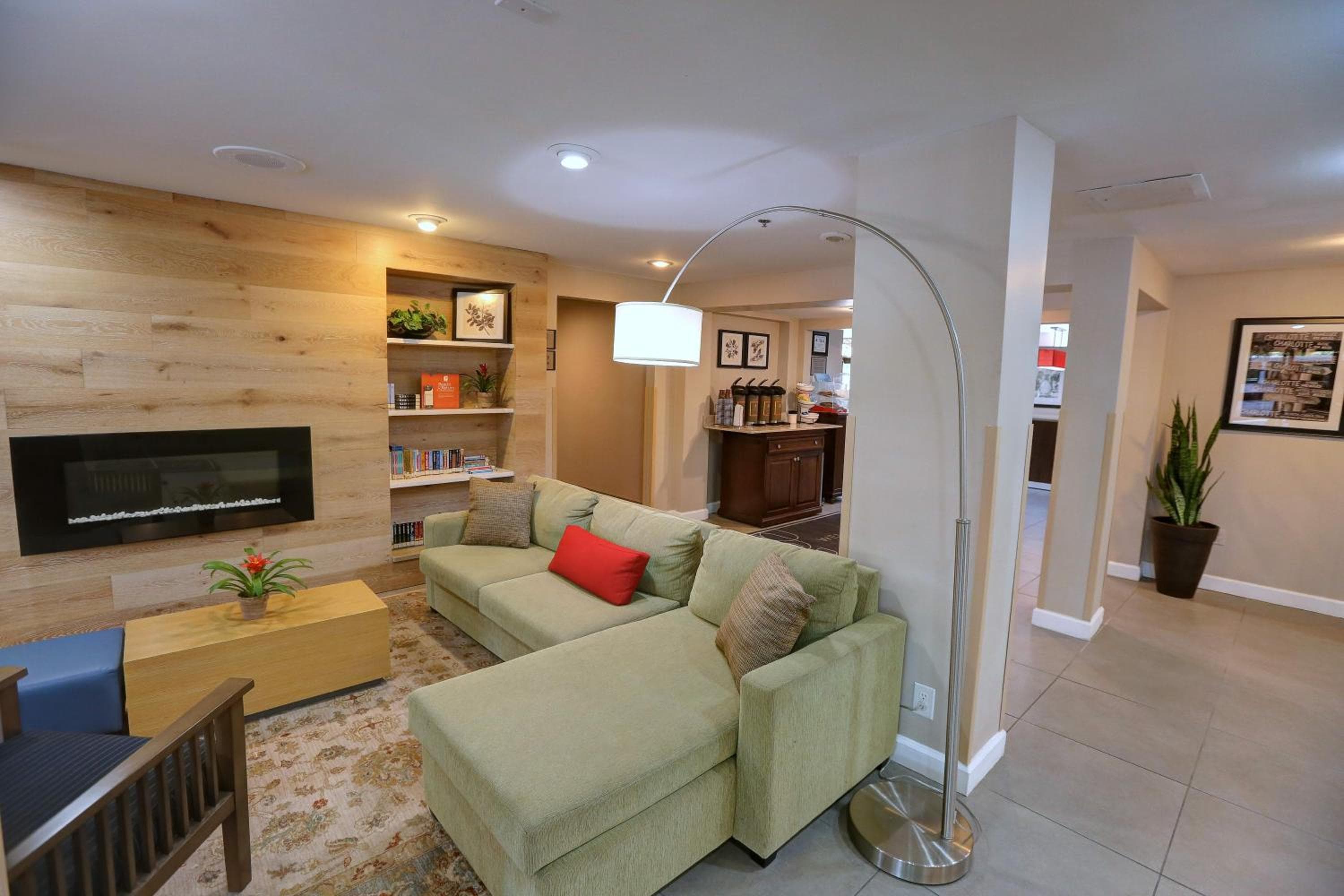 Country Inn & Suites by Radisson, Charlotte I-85 Airport, NC