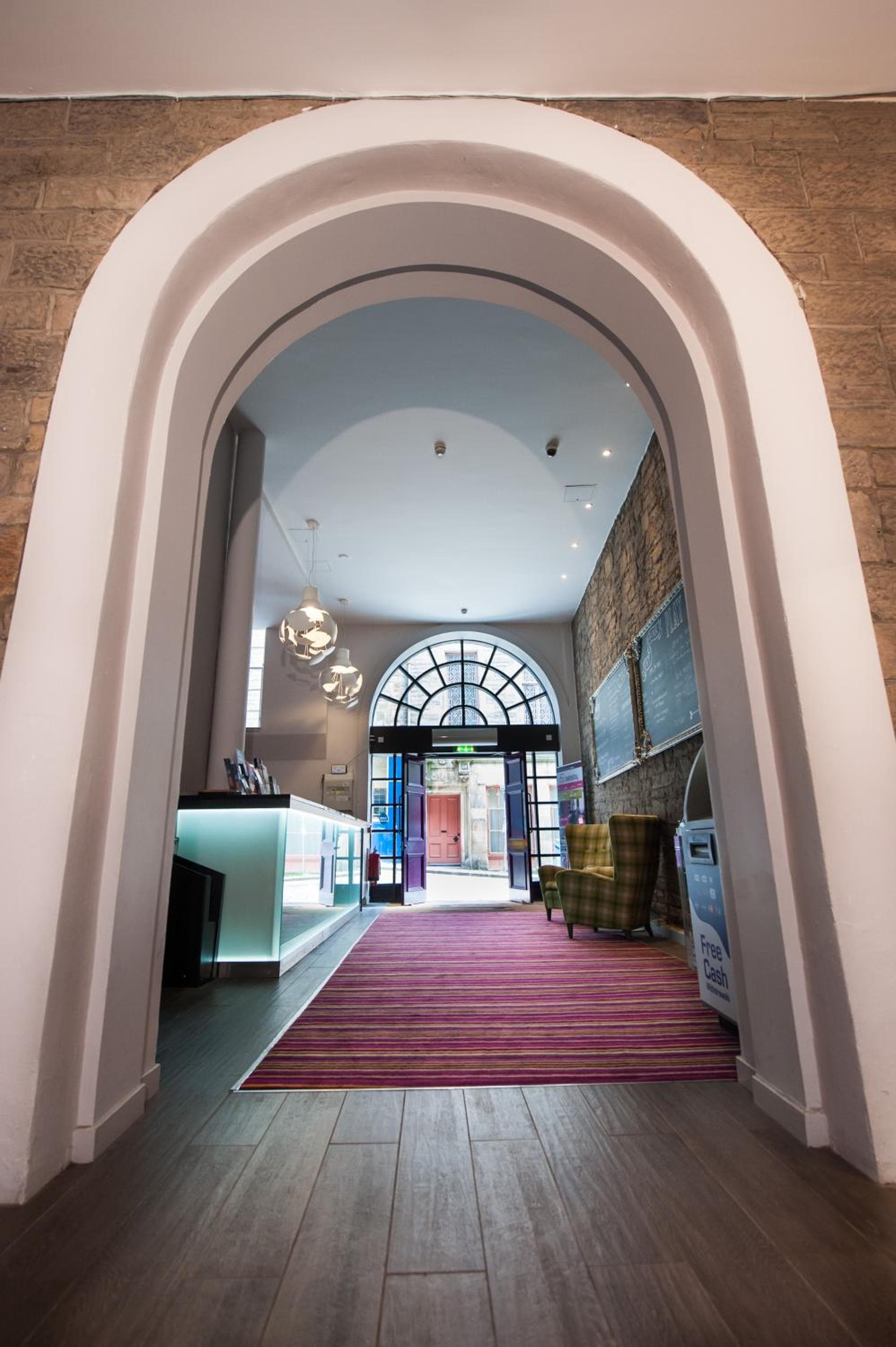 a&o Edinburgh City