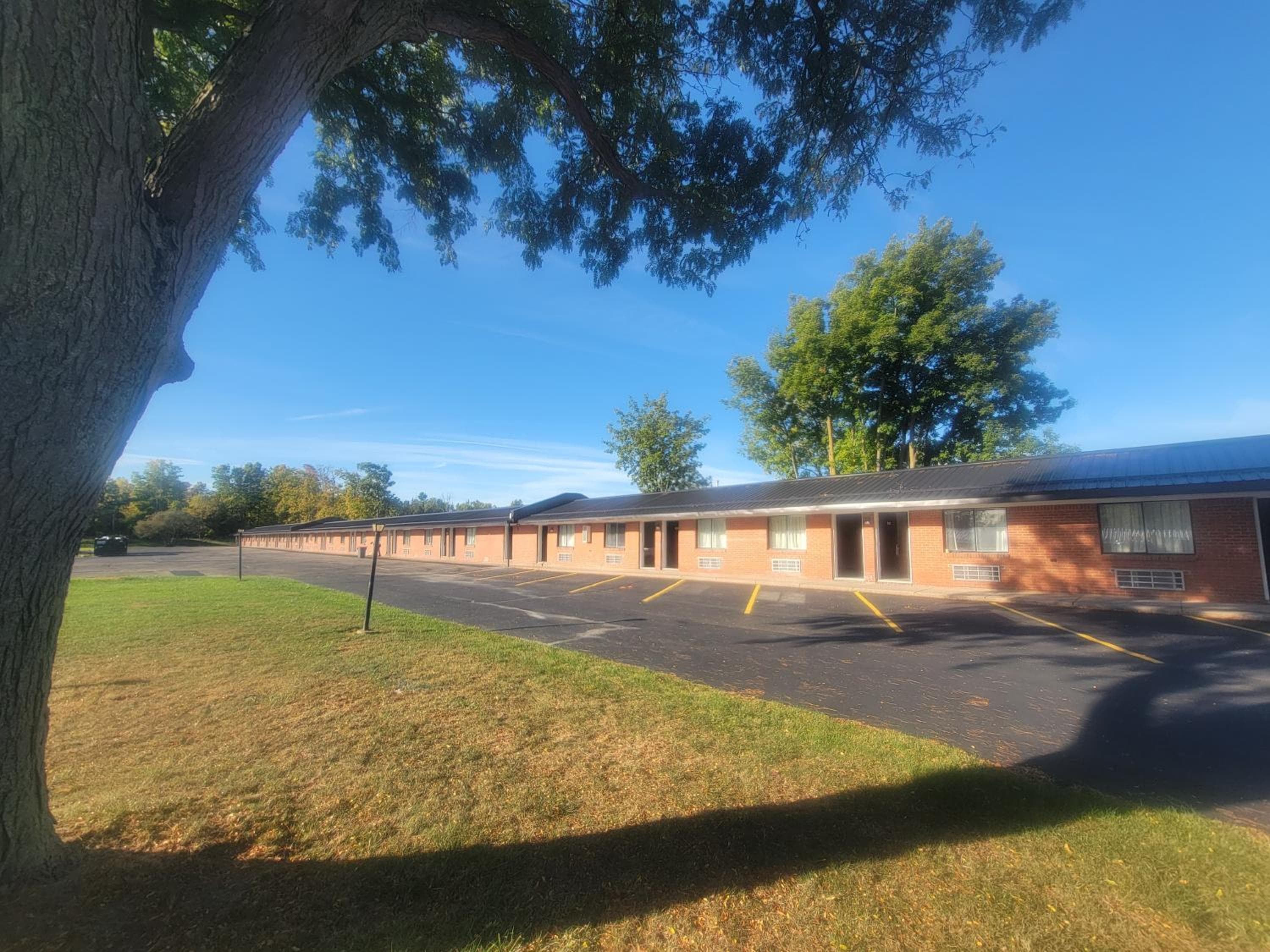 Orchard Park Motel