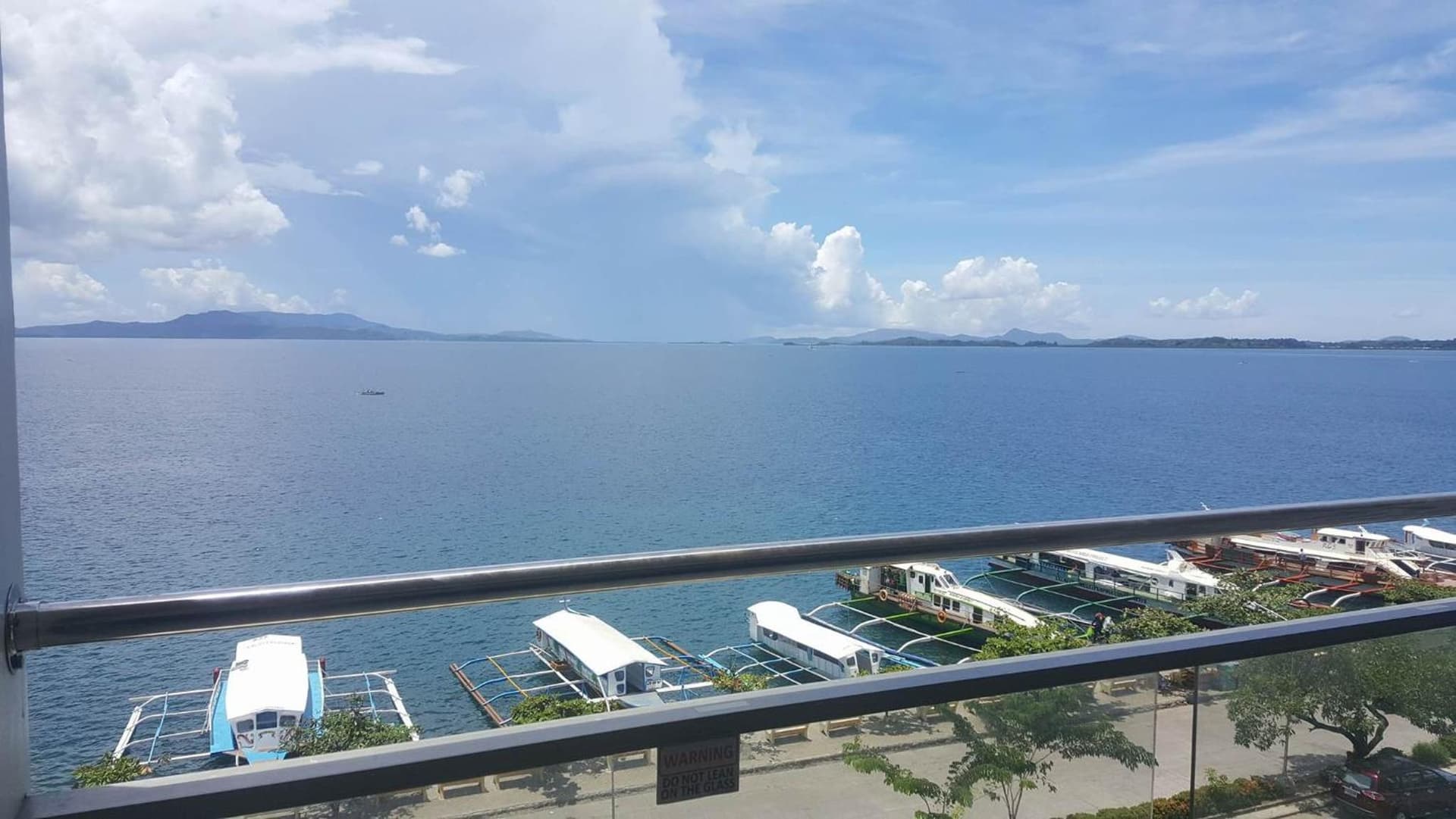 Hotel Tavern Surigao
