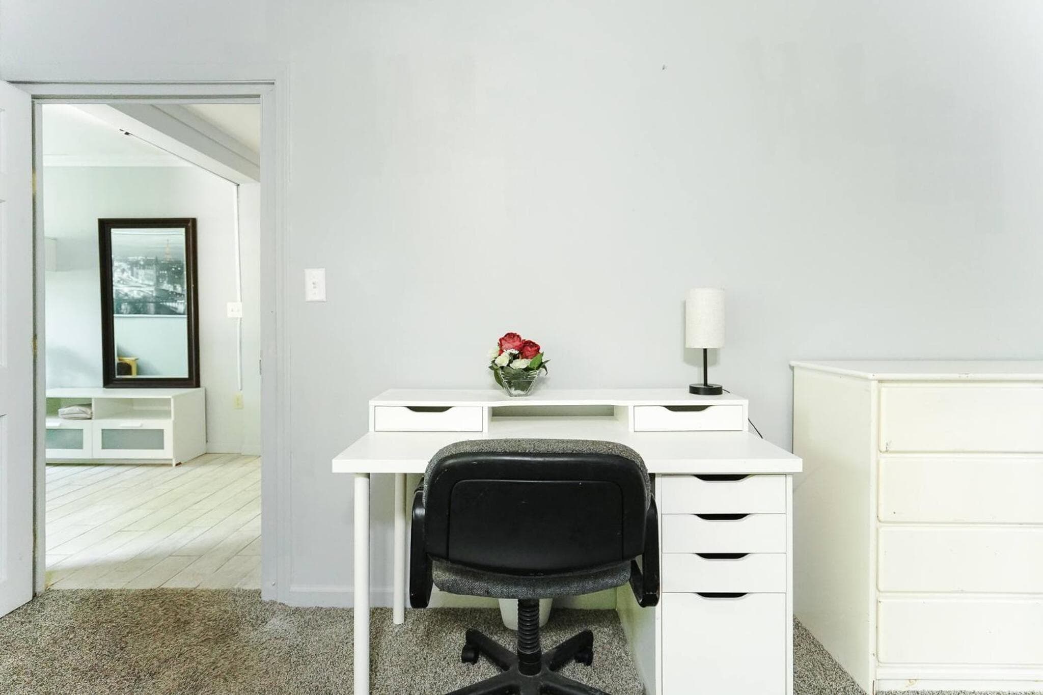 Fully Furnished Private Basement Apartment in Carmel