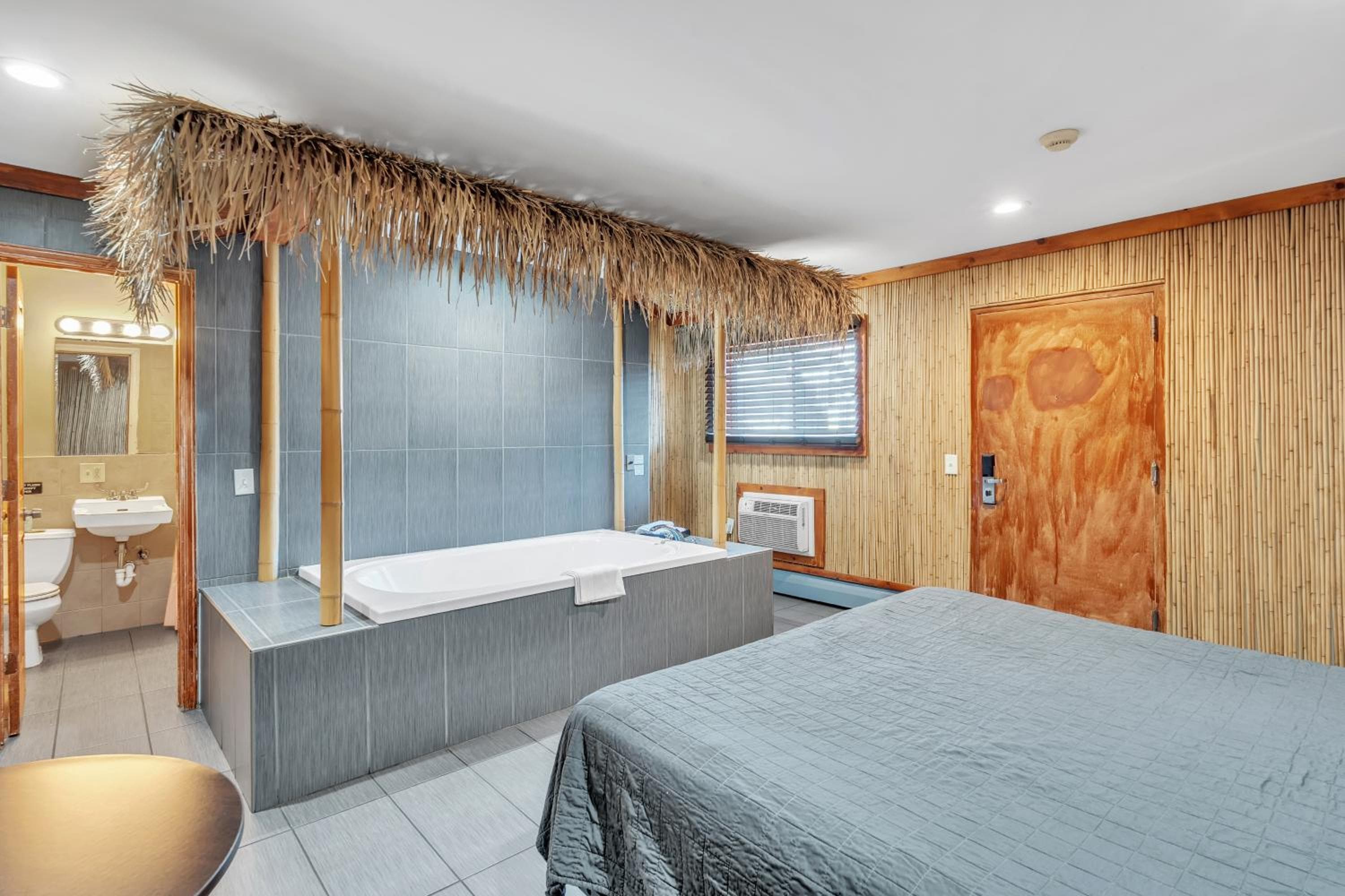 Bentley Motel