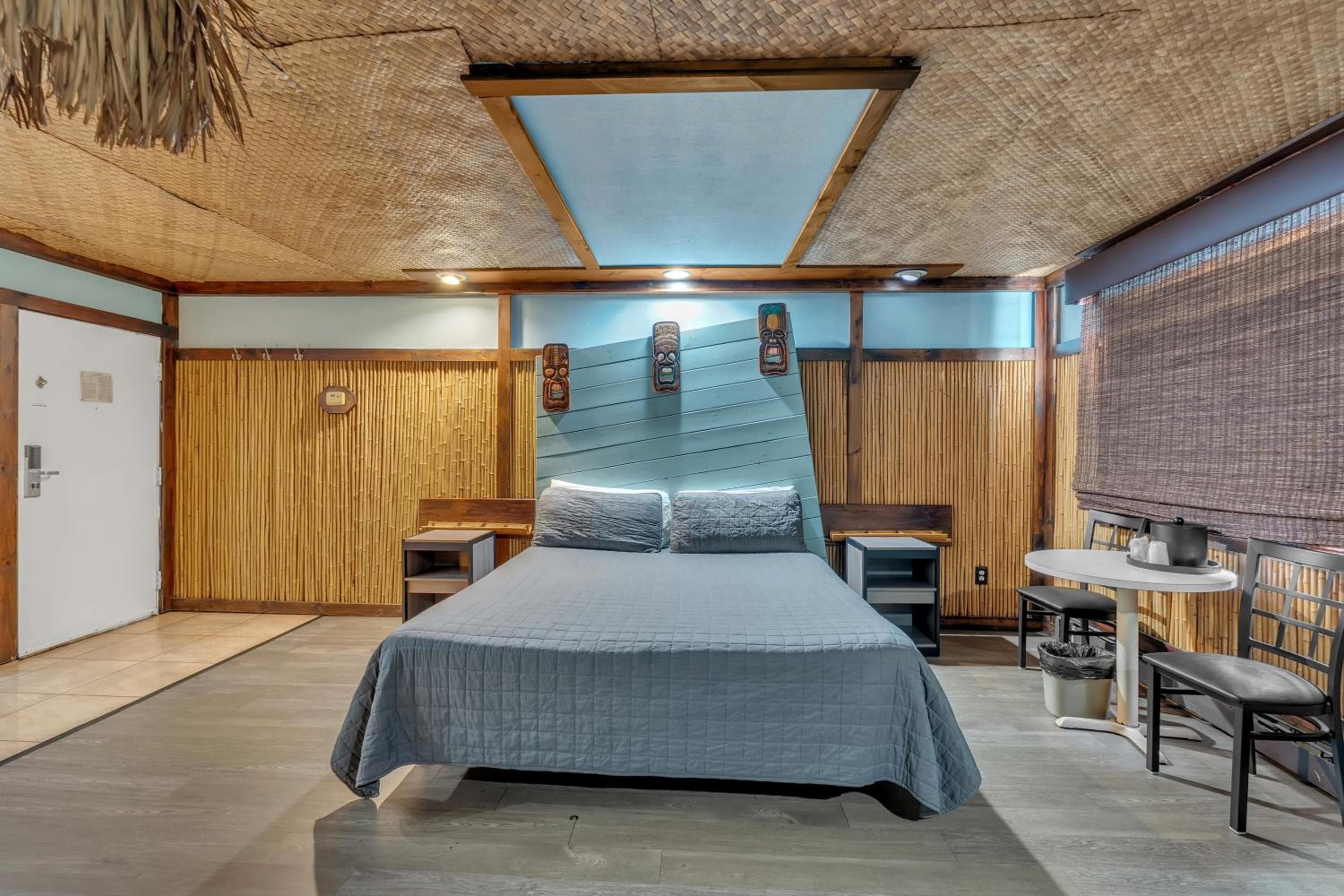 Bentley Motel