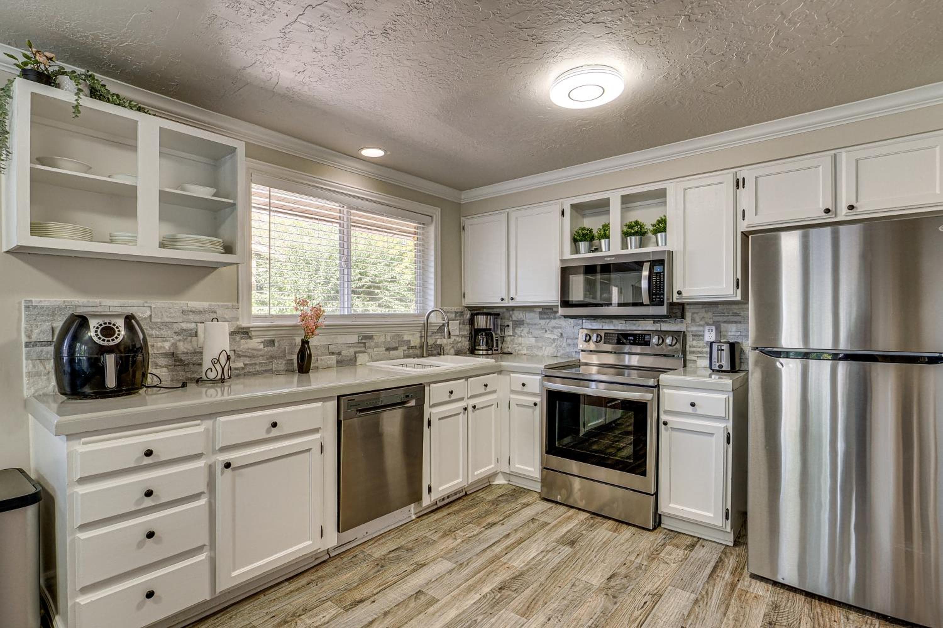 2 Mi to Gardner Village: Family Gem w/ Fenced Yard
