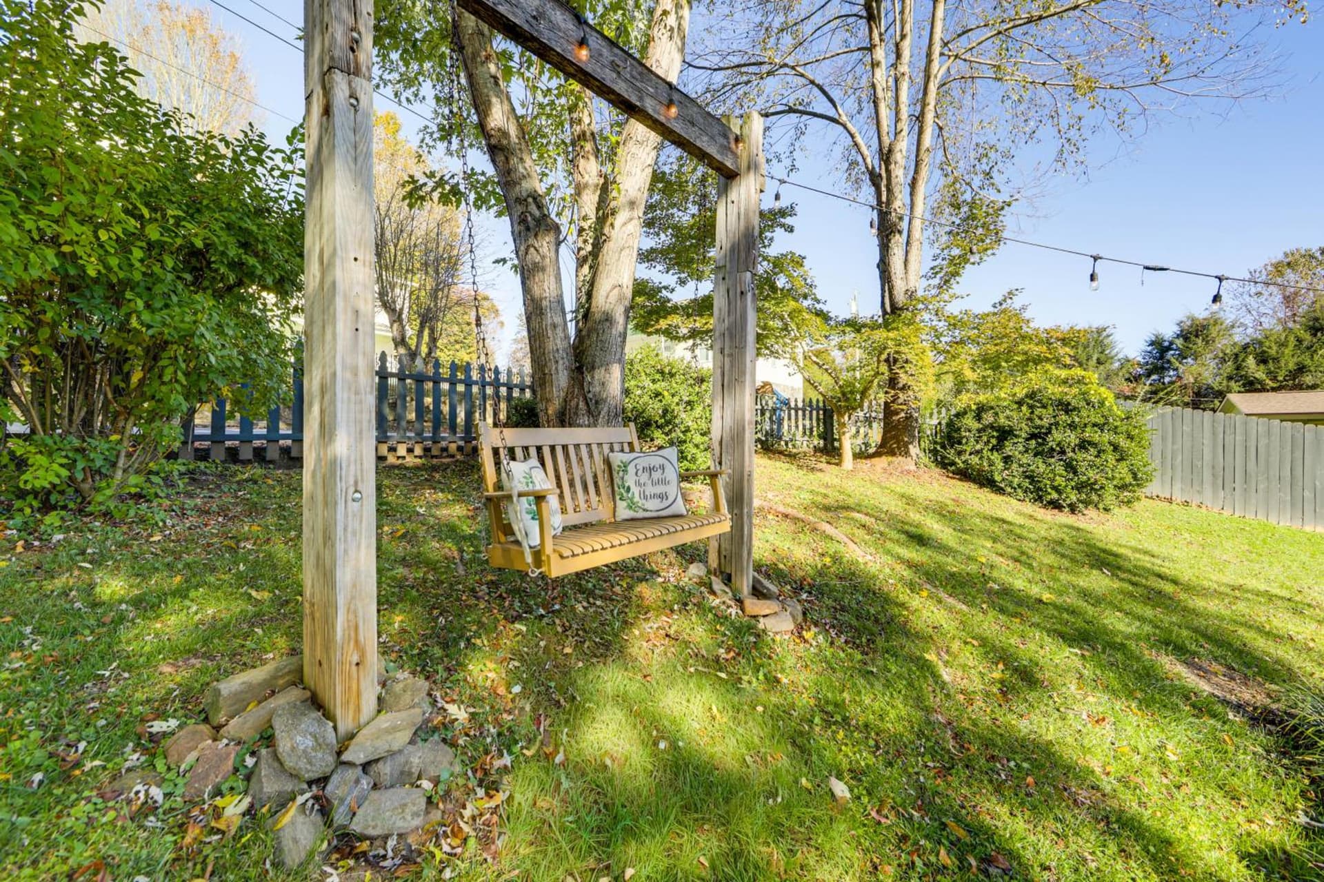 Walk to Frog Level Historic District! Home w/ Deck