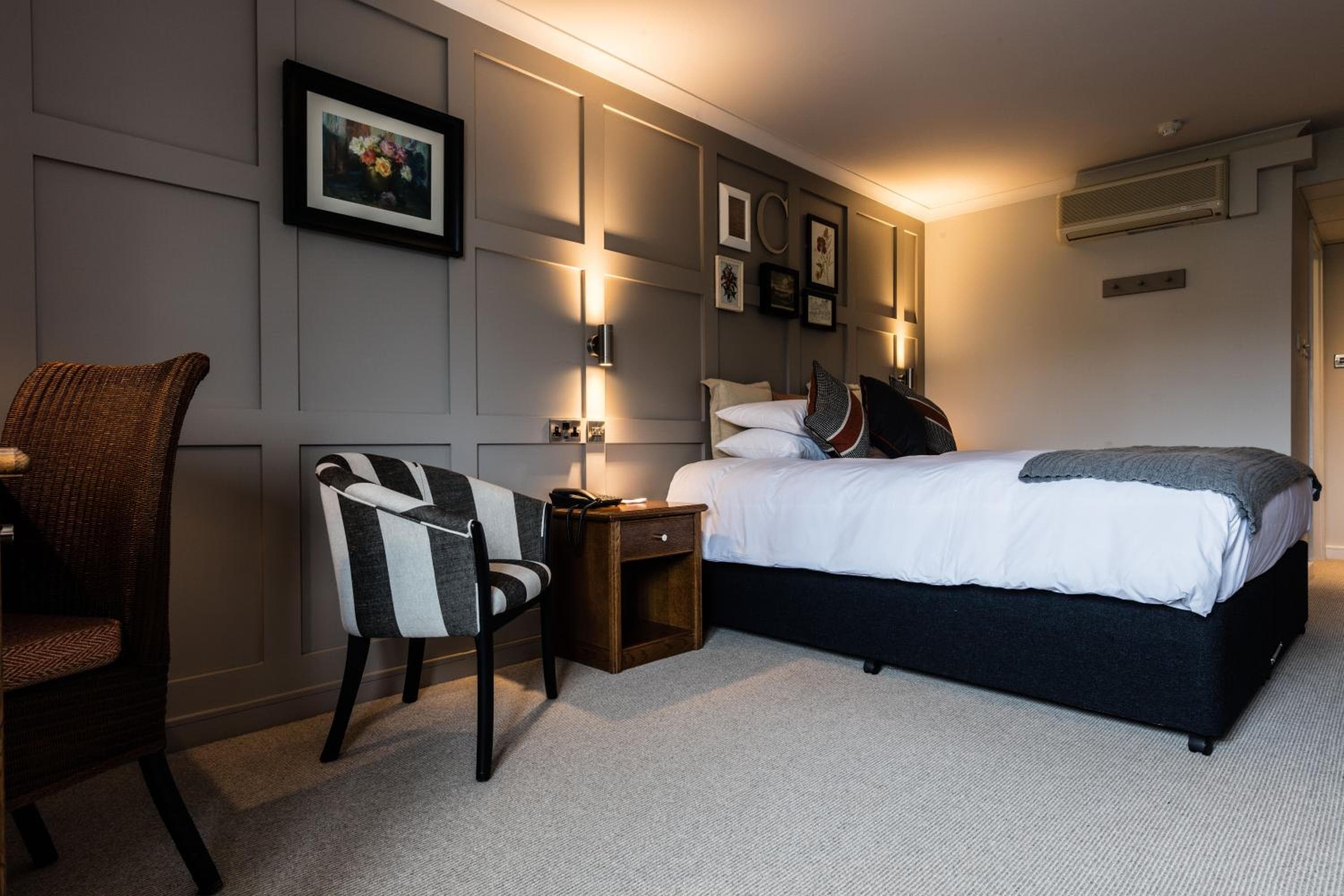 Crown Hotel