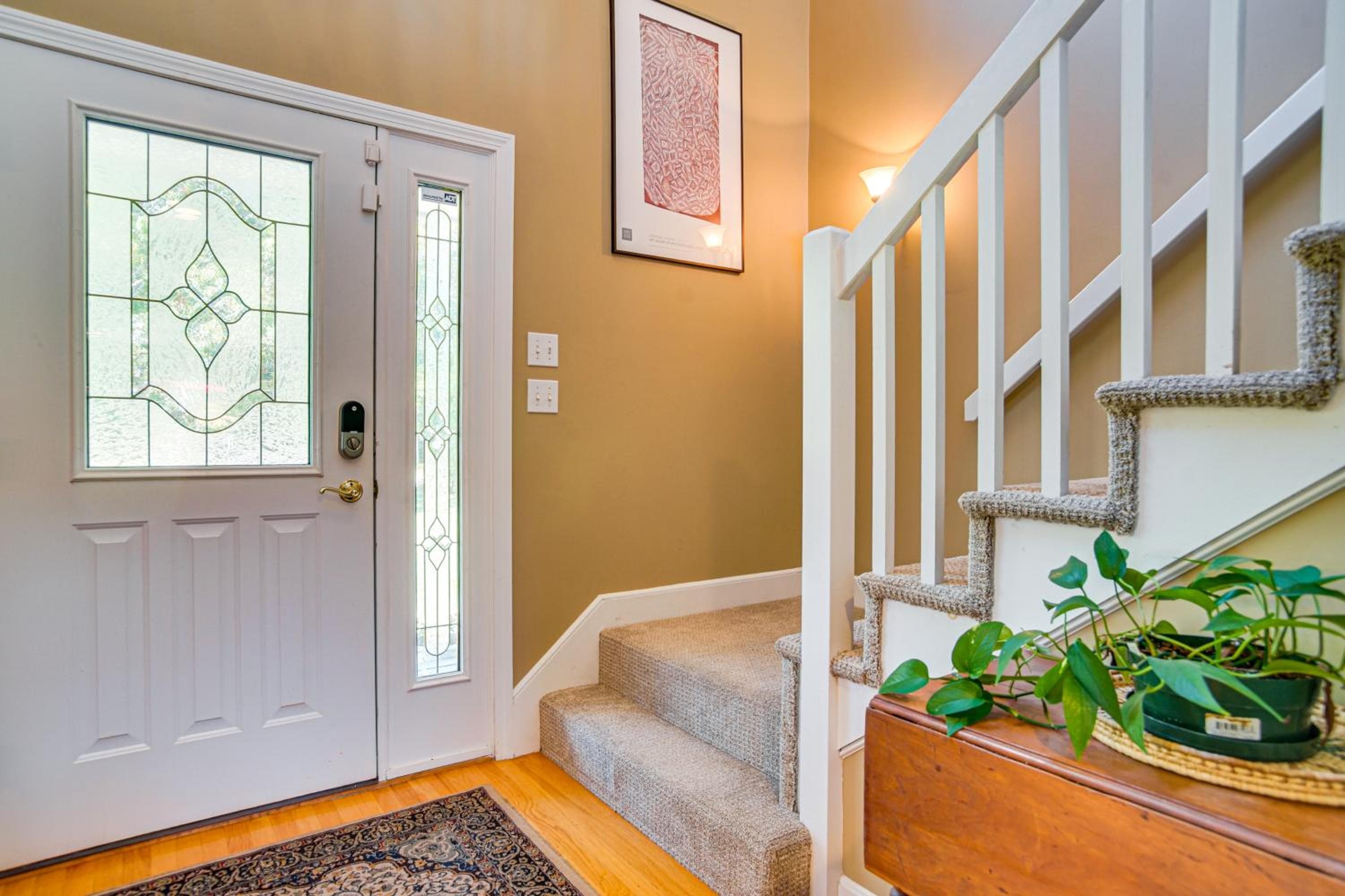 3 Mi to Megansett Beach: Home w/ Pool & Game Room