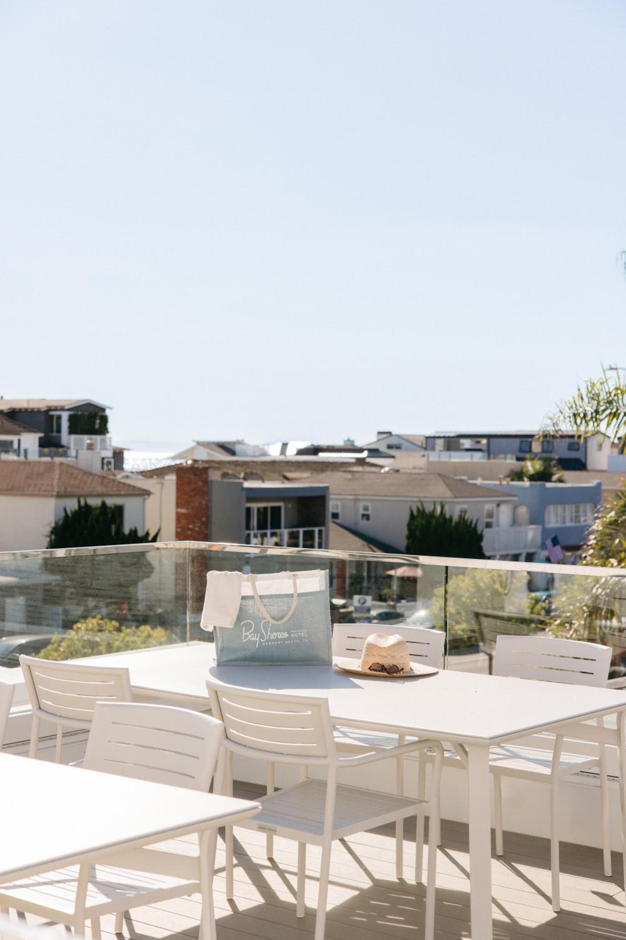 Bay Shores Peninsula Hotel