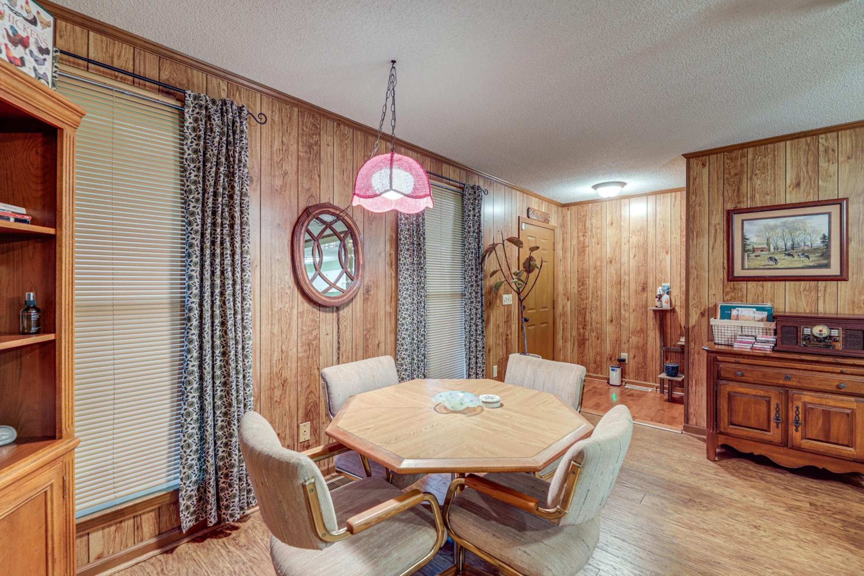 Music-Themed Family Home! 13 Mi to Dtwn Nashville