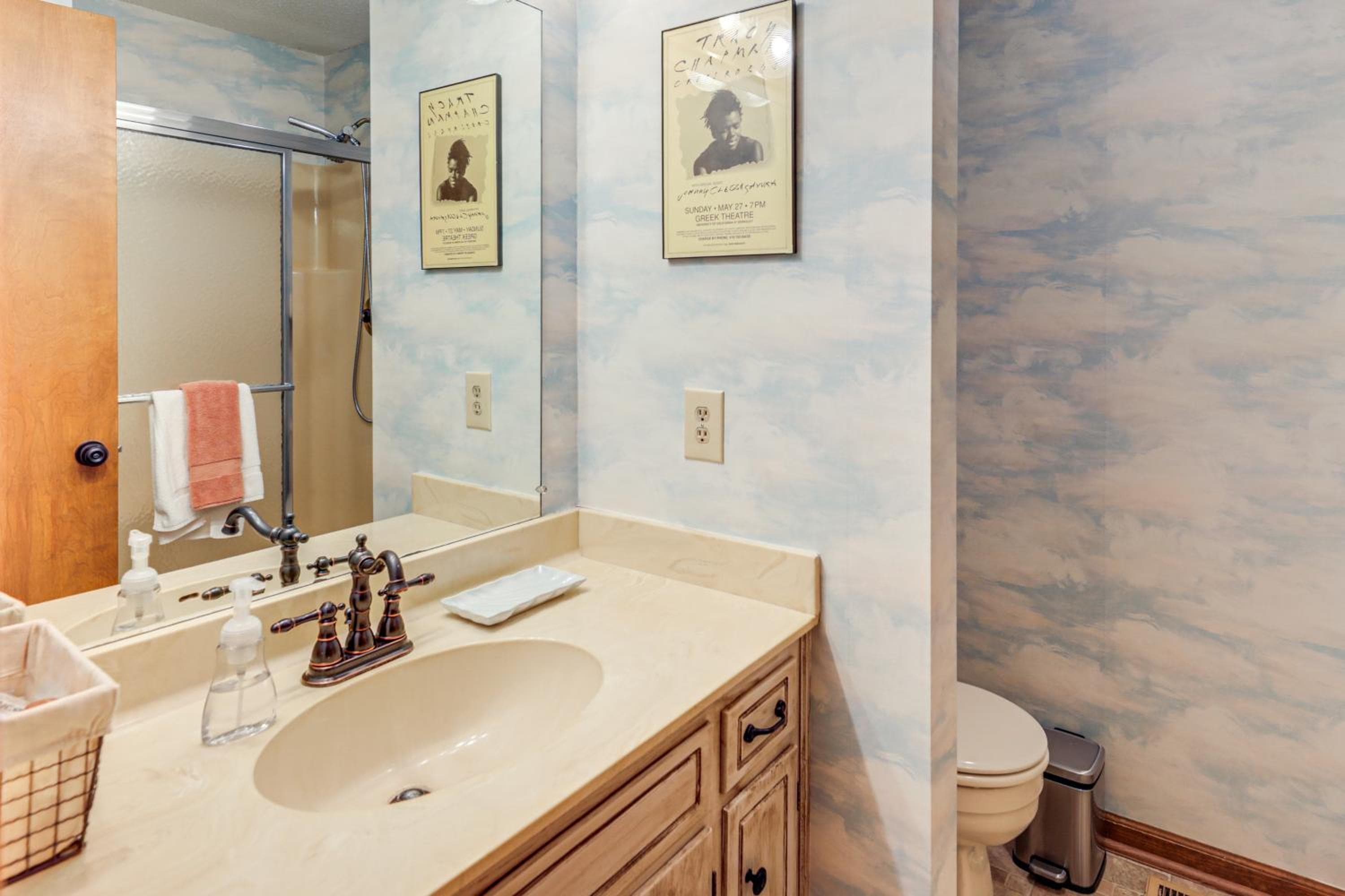Music-Themed Family Home! 13 Mi to Dtwn Nashville