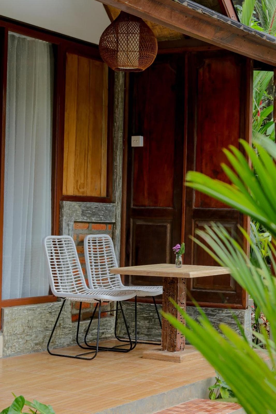 Mina Baturiti Hotel & Resto