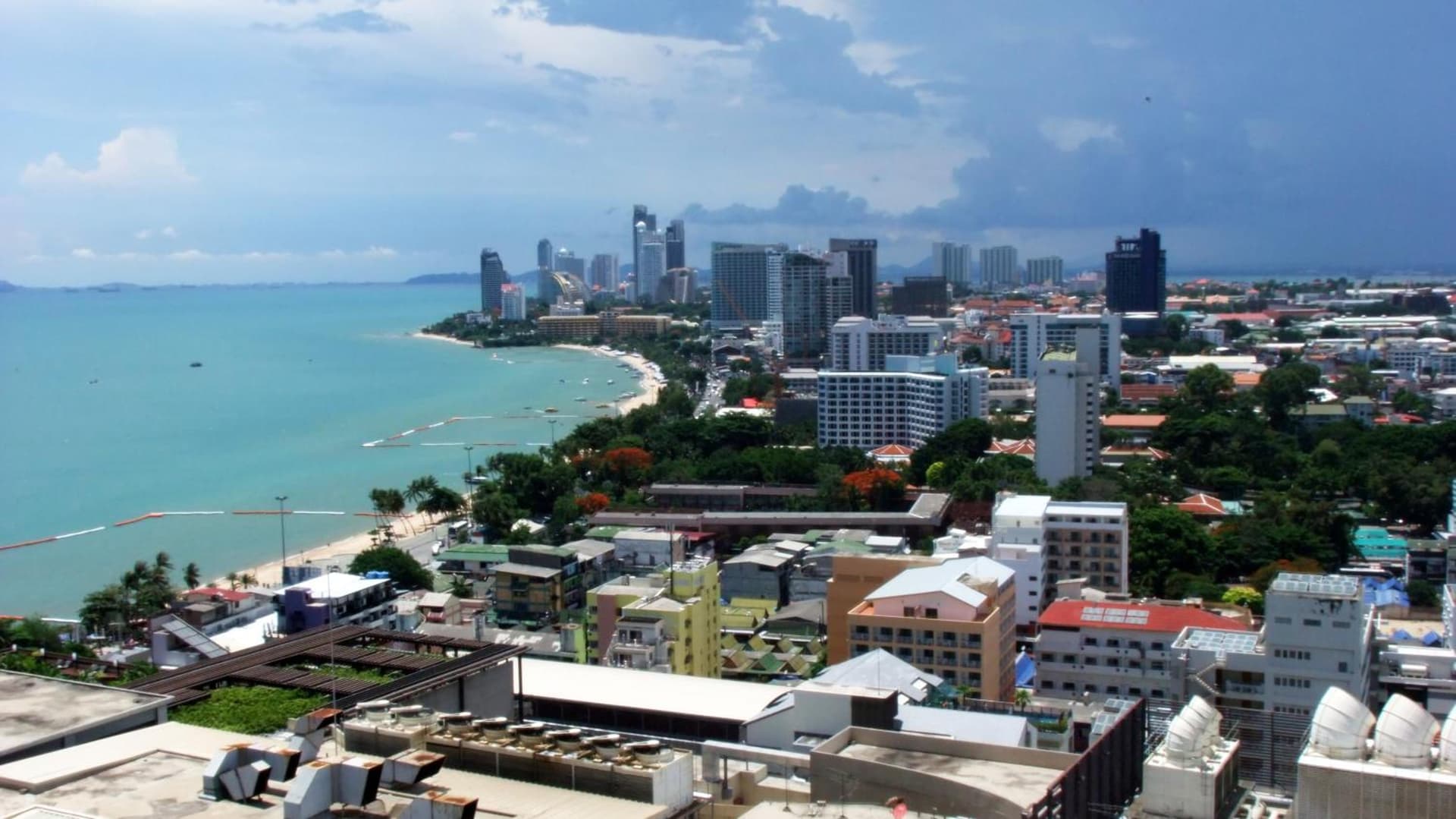 View Talay 6 Pattaya Beach by CANDO