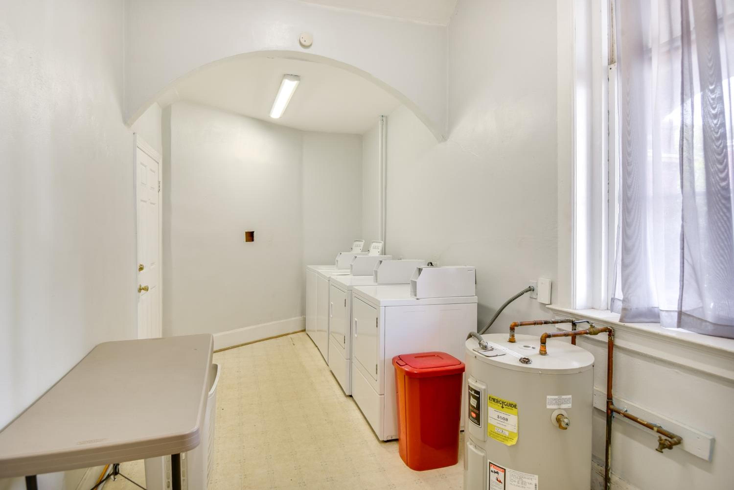 Steps to Elizabeth River & Dtwn! Portsmouth Condo