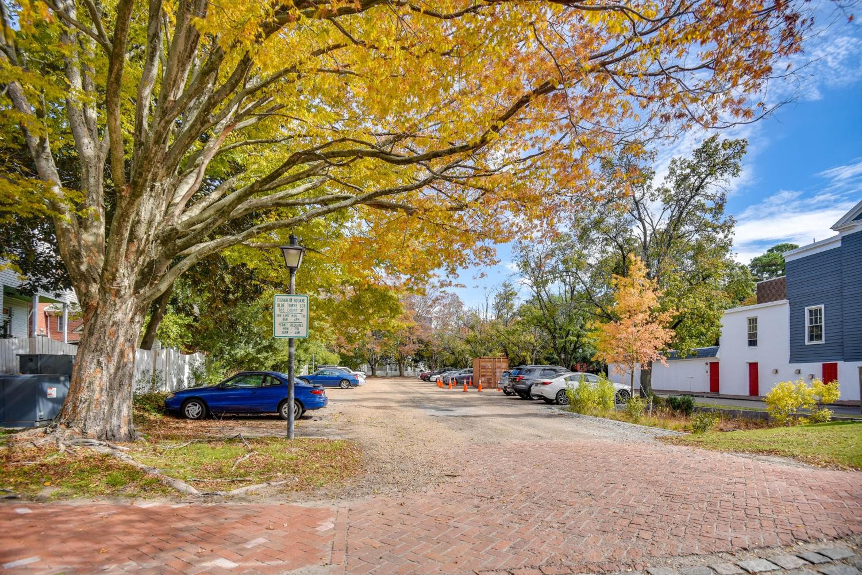 Steps to Elizabeth River & Dtwn! Portsmouth Condo