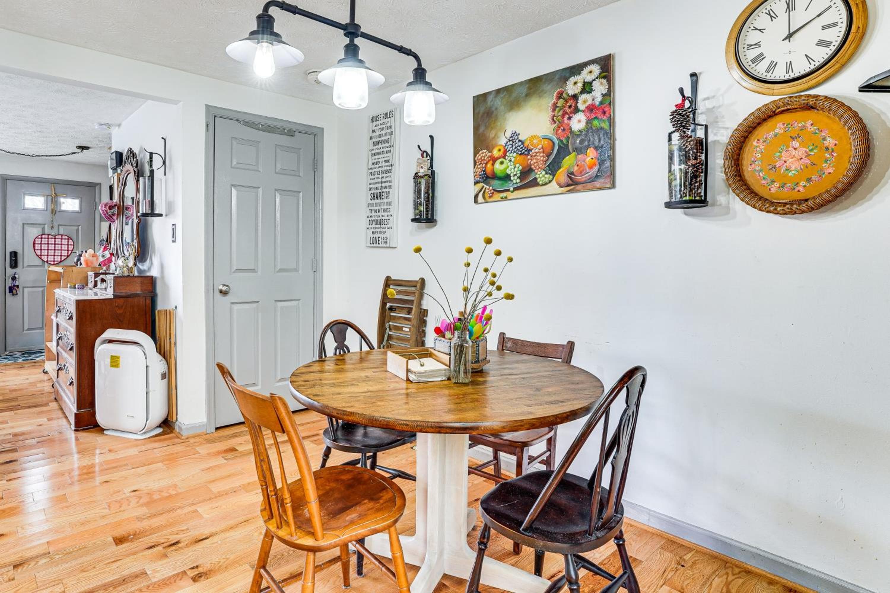 Near Trails, Parks & Orchards: Germantown Retreat