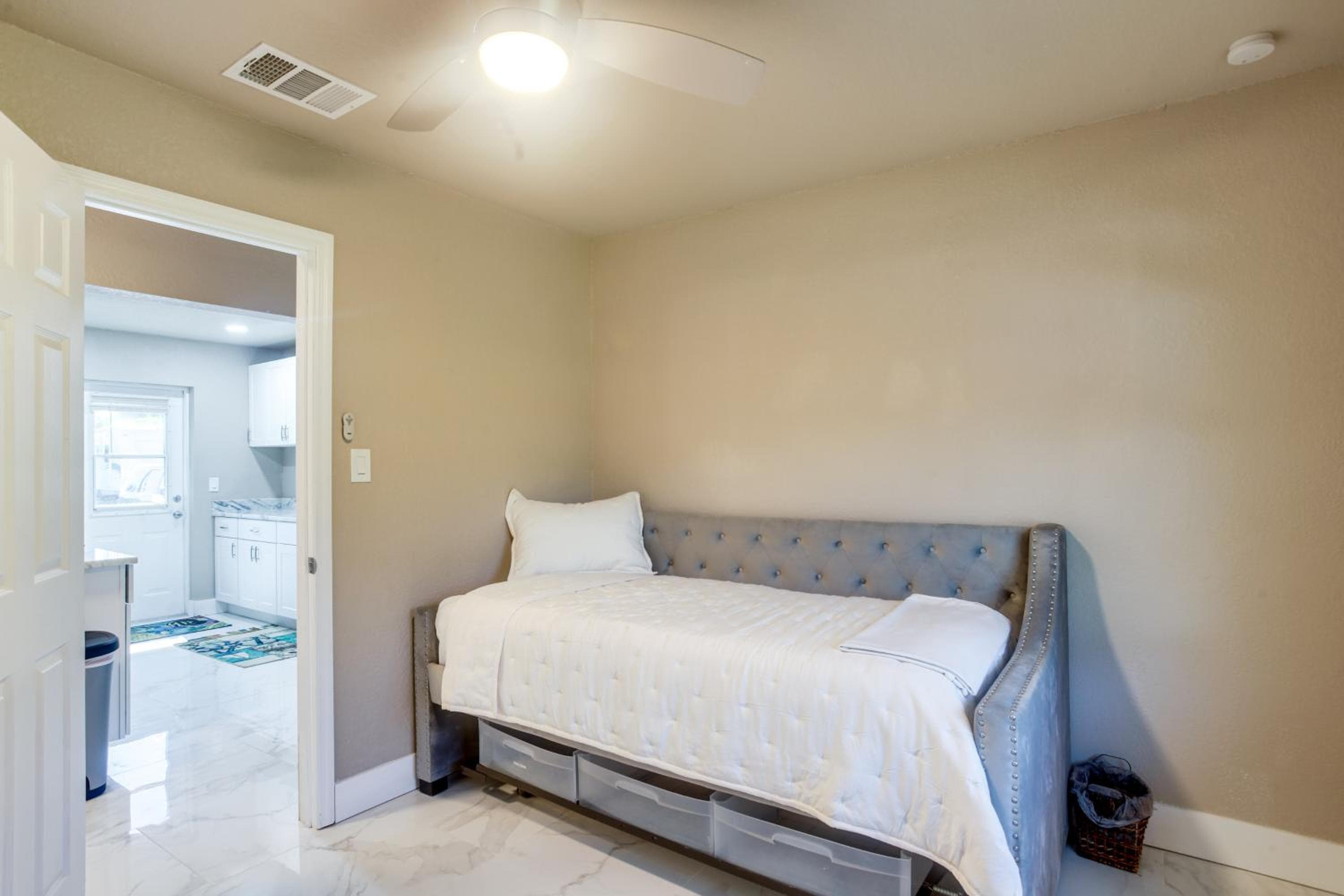 2 Mi to Dtwn Fort Myers! Home w/ Dock on Canal