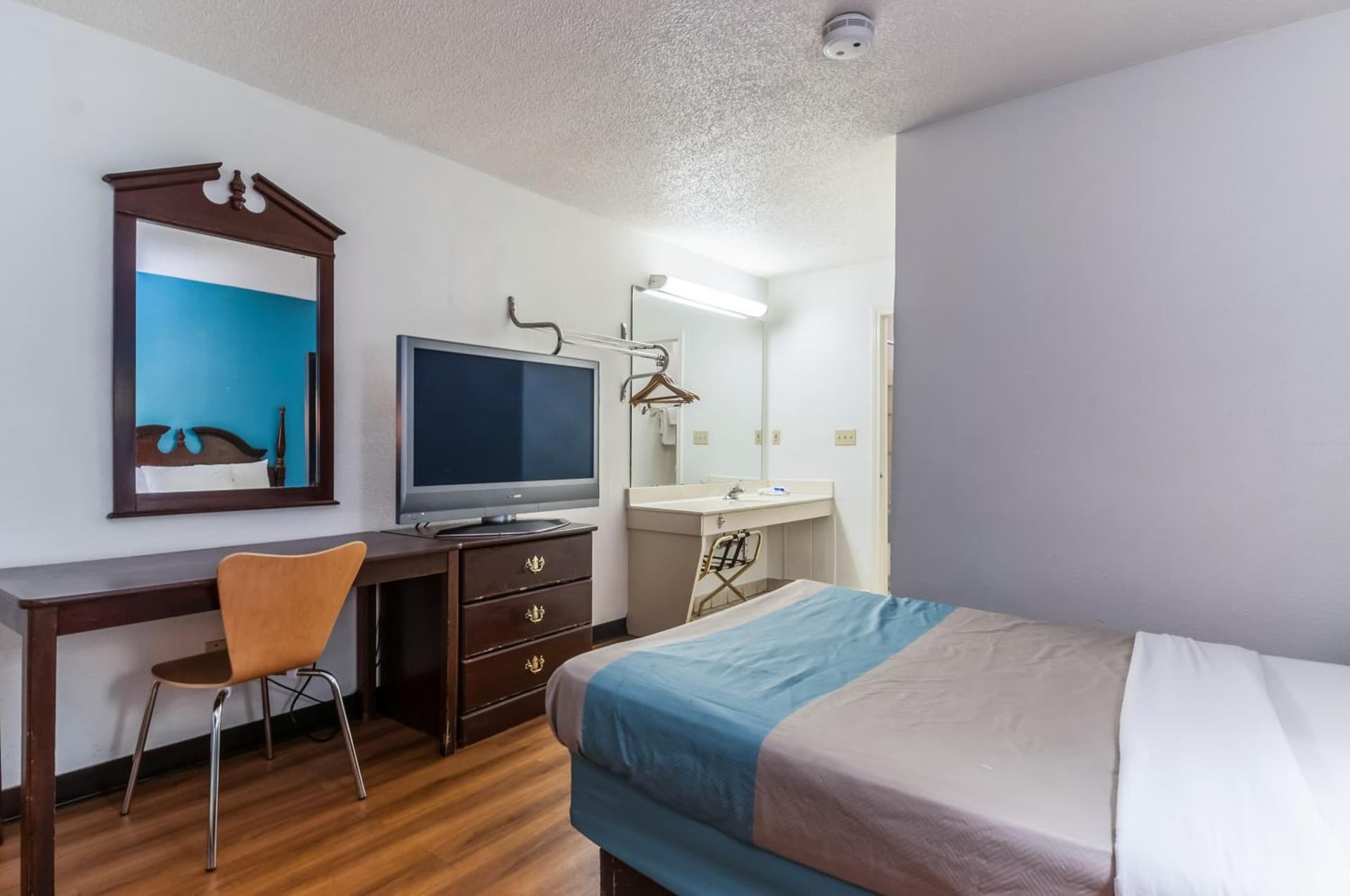 Motel 6-Southgate, MI - Detroit
