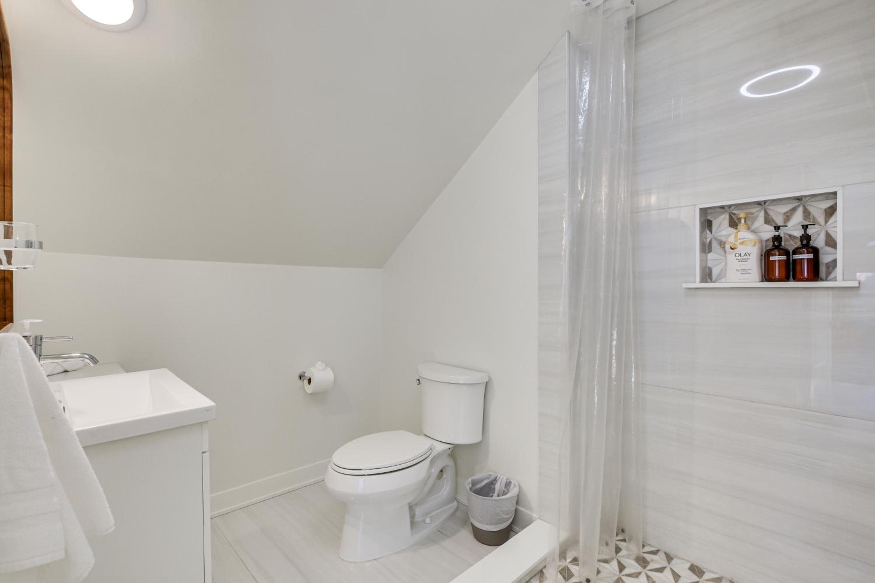 Shop, Dine & Unwind: Oak Park Home w/ Private Yard