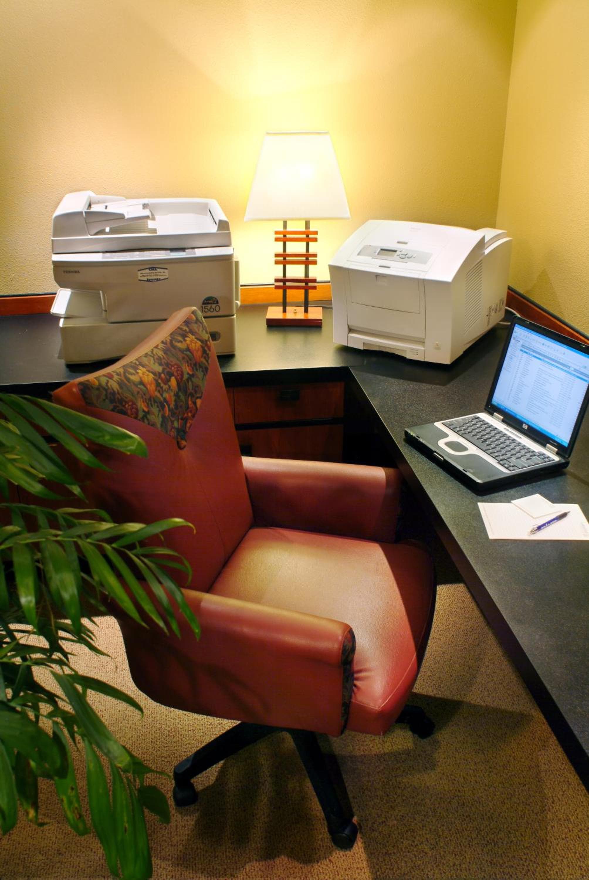 Larkspur Landing Extended Stay Suites Roseville